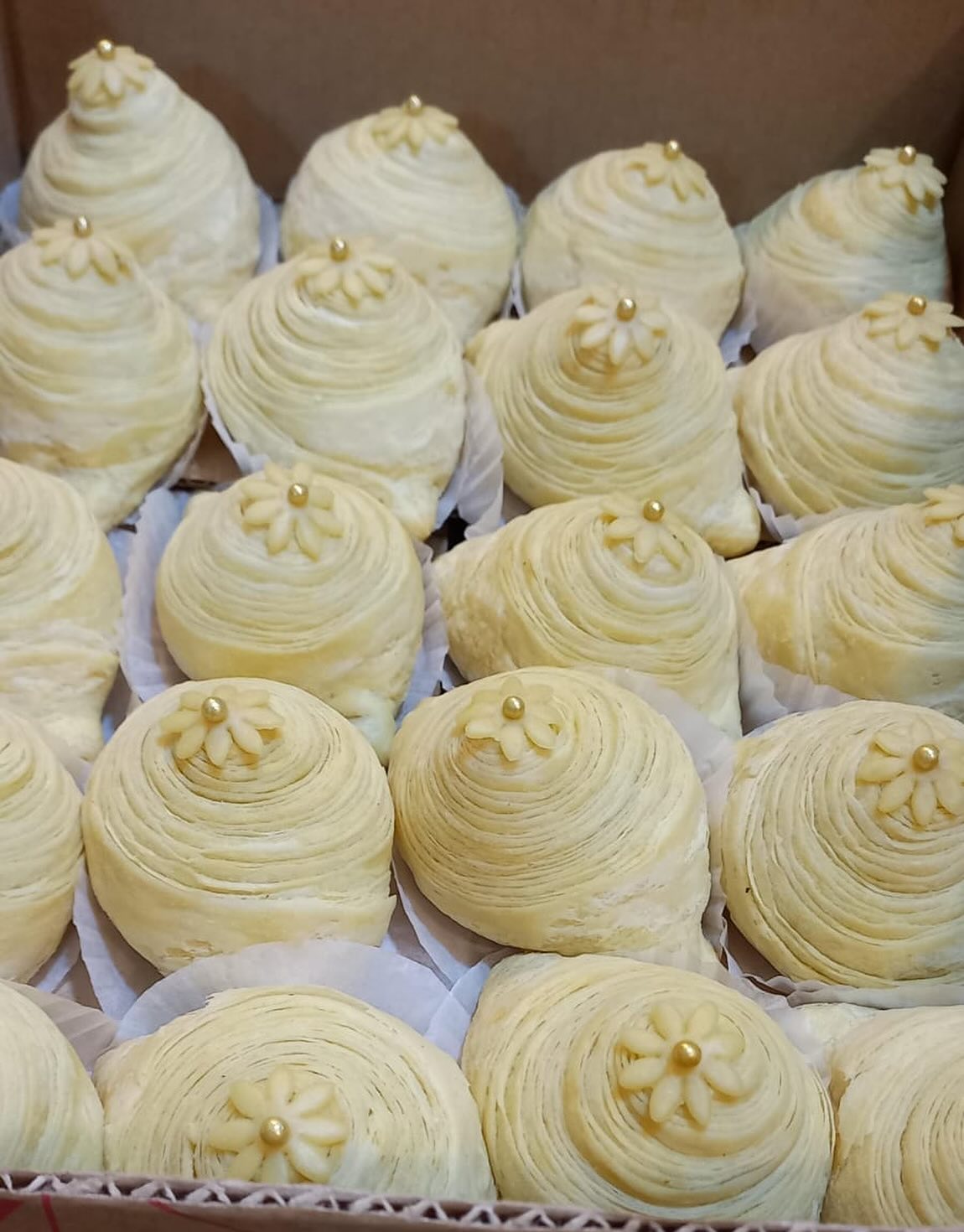 Badambura və Şaftalı Şirniyyatları