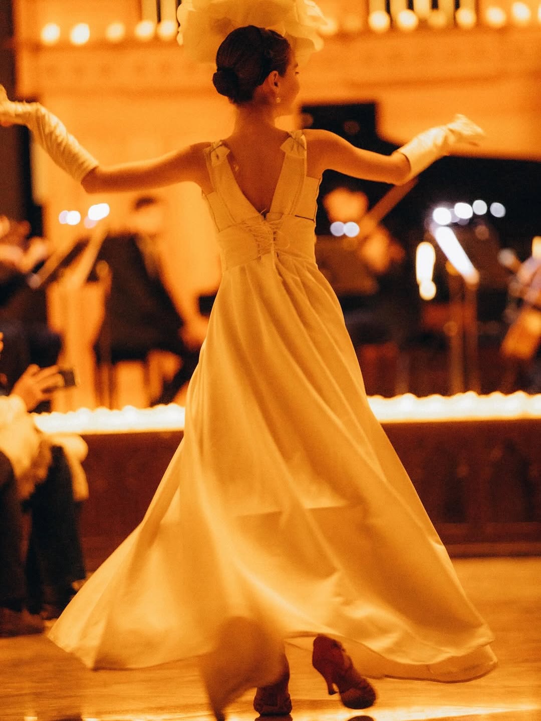 Rəqs Şouları və Xüsusi Performanslar