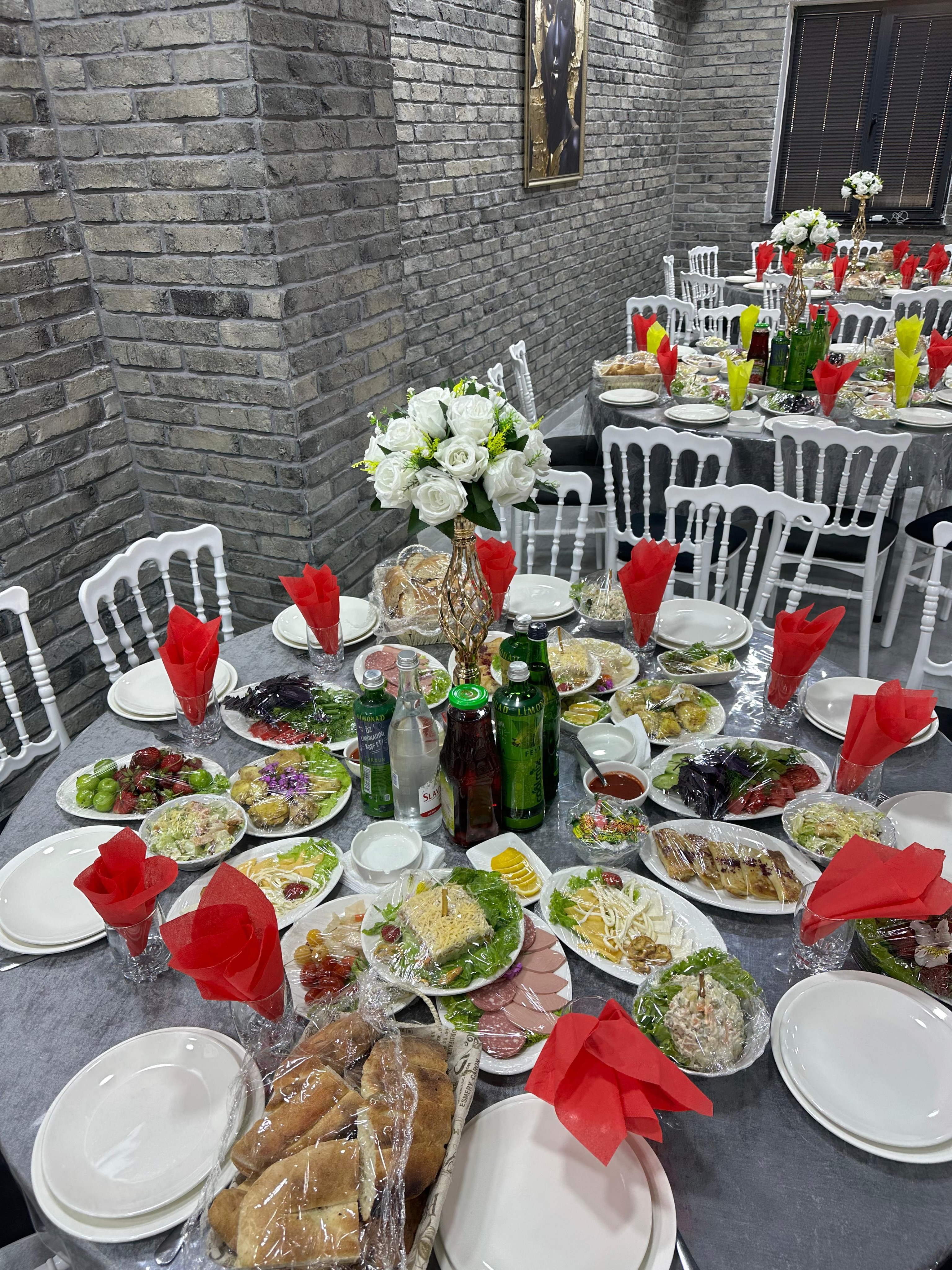 Karvan Palace Ziyafət və Restoran Menyu Xidməti