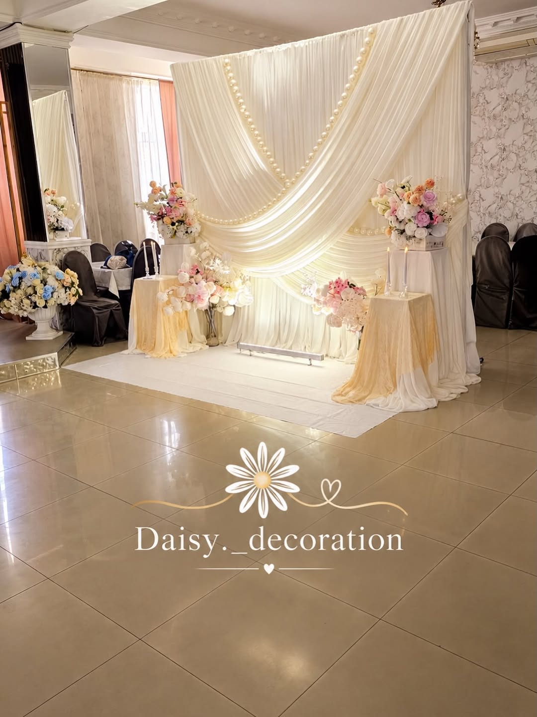Həri və Evlilik Təklifi (Marry Me) Dekoru