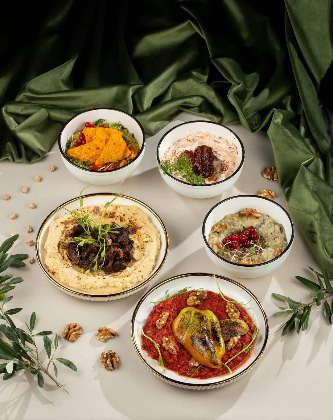 Elma Restaurant - Milli Mətbəx və Kabab Setləri