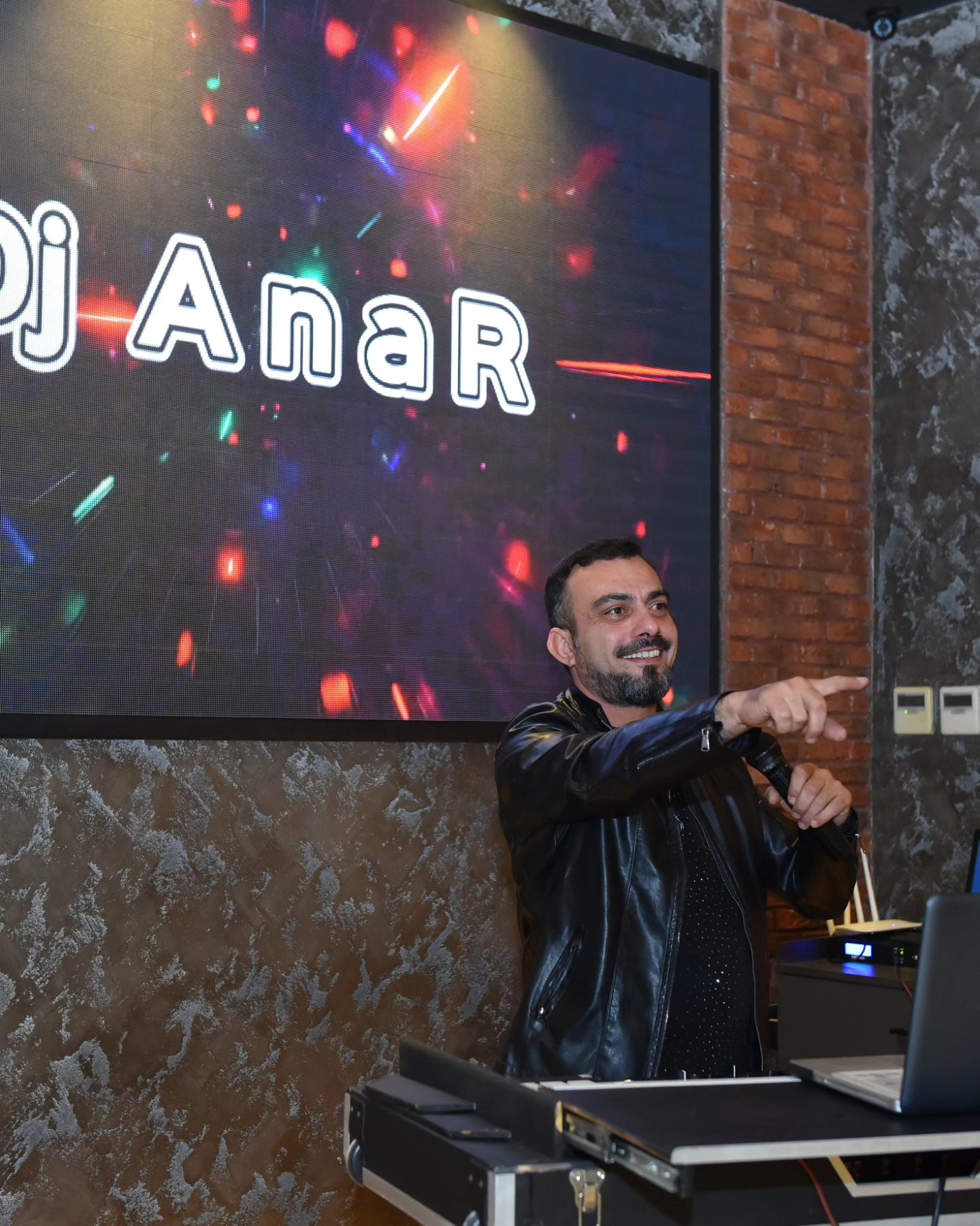 DJ Anar Official
