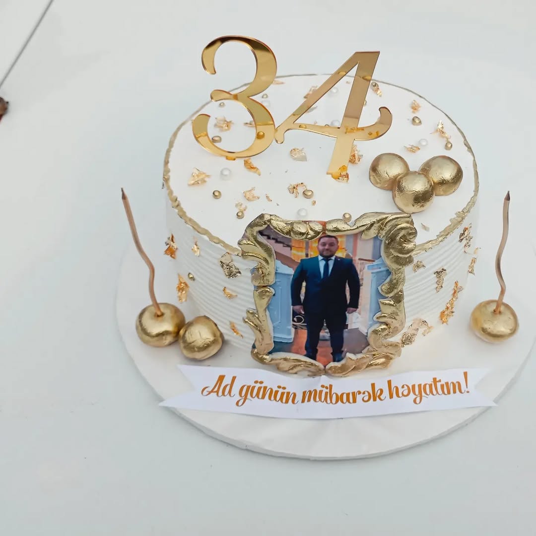 Qaymaqlı Ad Günü və Xüsusi Gün Tortları