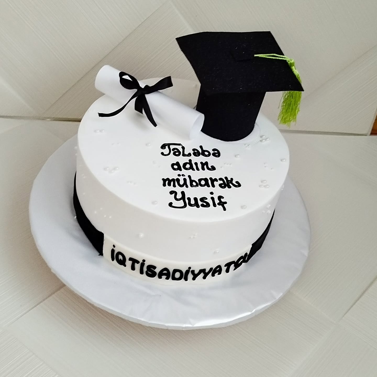 Məzuniyyət və Məktəb Tortları
