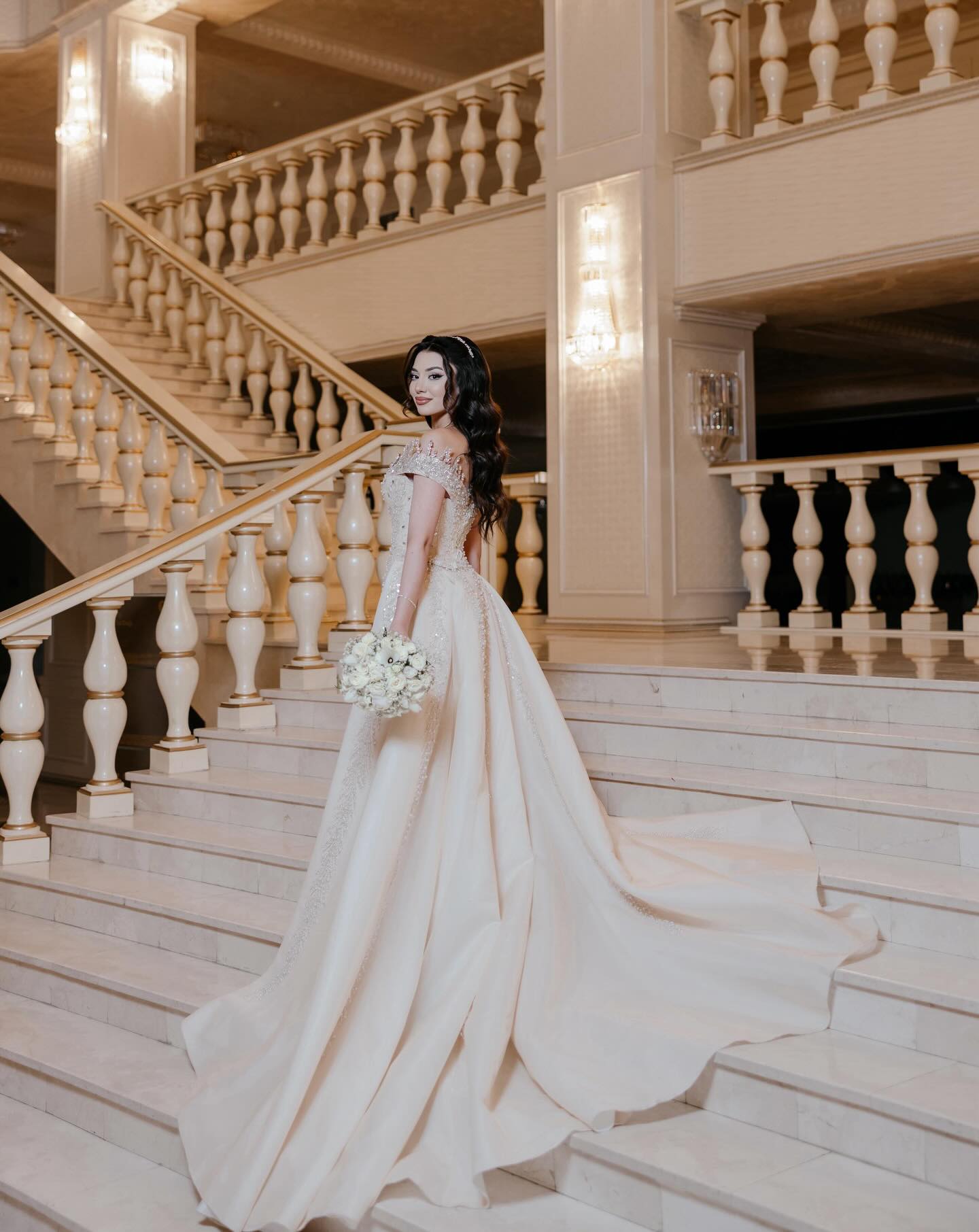 Balıq Model Gəlinliklər