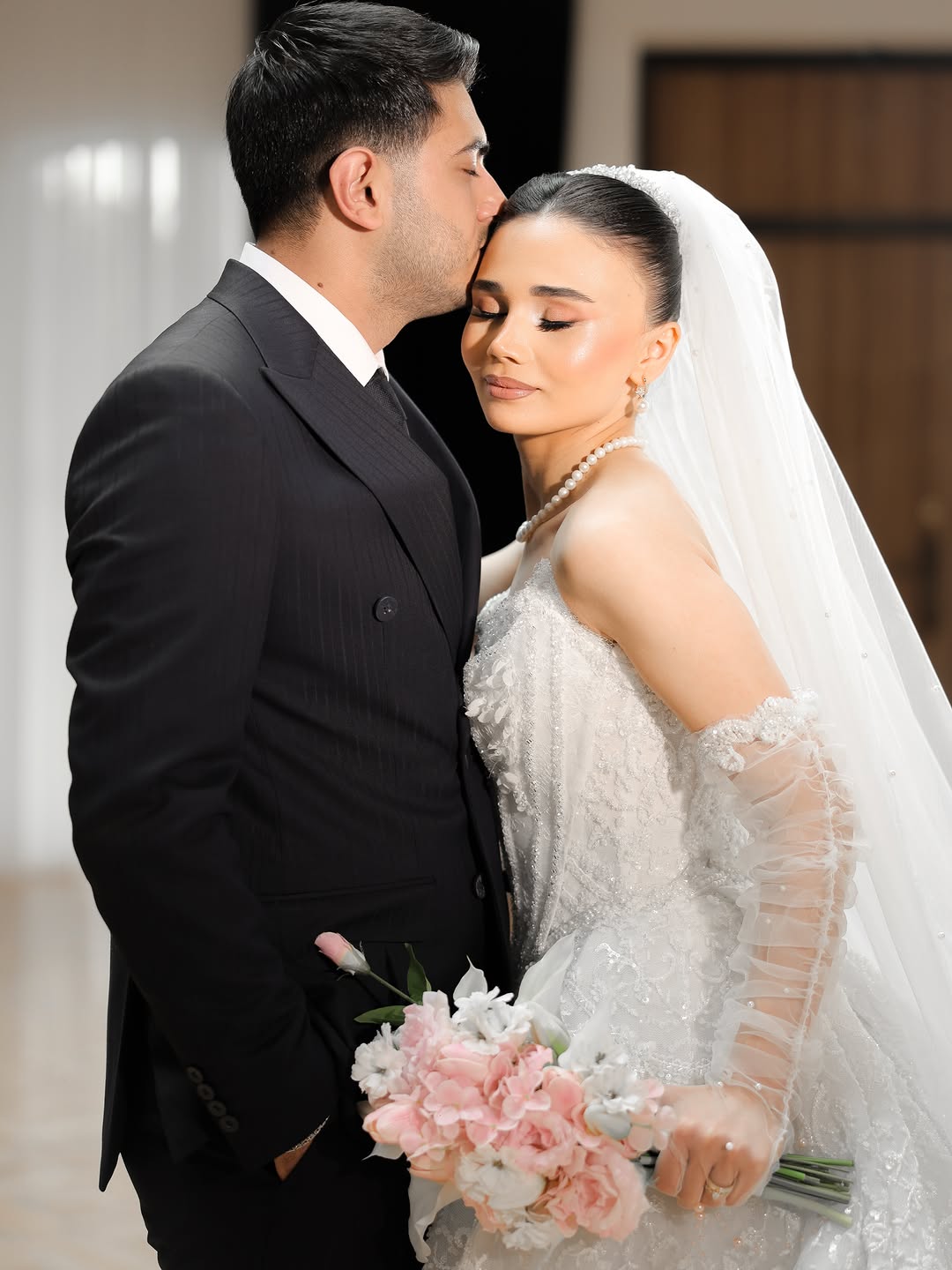 Beynəlxalq Çatdırılma ilə Onlayn Gəlinlik Sifarişi