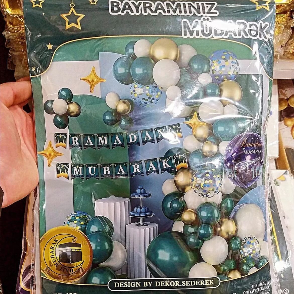 Rəngli Tüstülər və Şənlik Xlapuşkaları