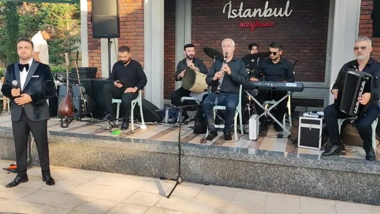 Nişan Məclisləri Üçün Aparıcı və Musiqi Xidməti