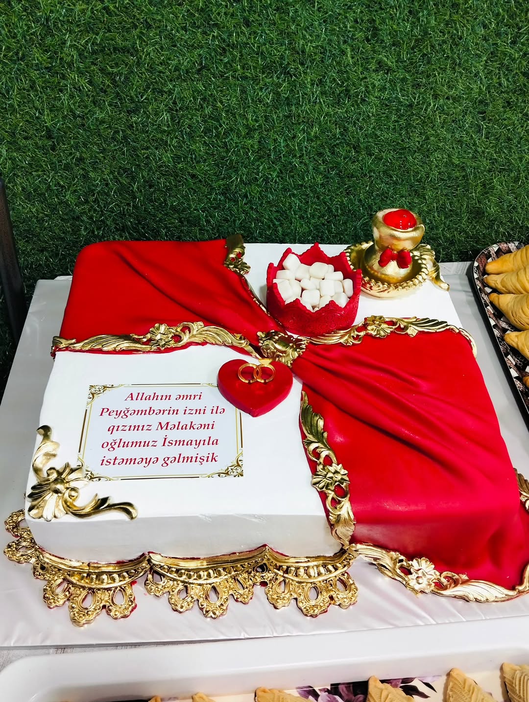 Nişan və Həri Tortları