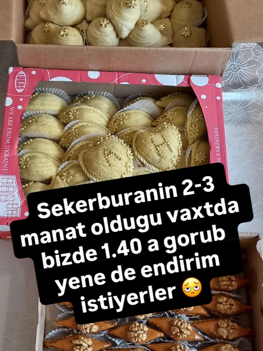 Badambura və Şaftalı Şirniyyatları