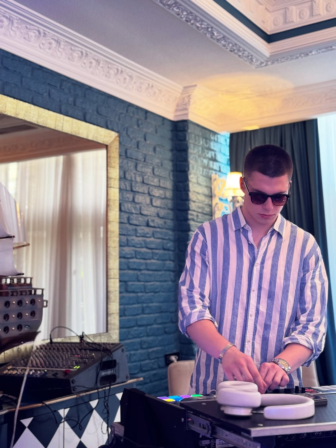 Toy və Nişan Məclisləri üçün Peşəkar DJ Xidməti