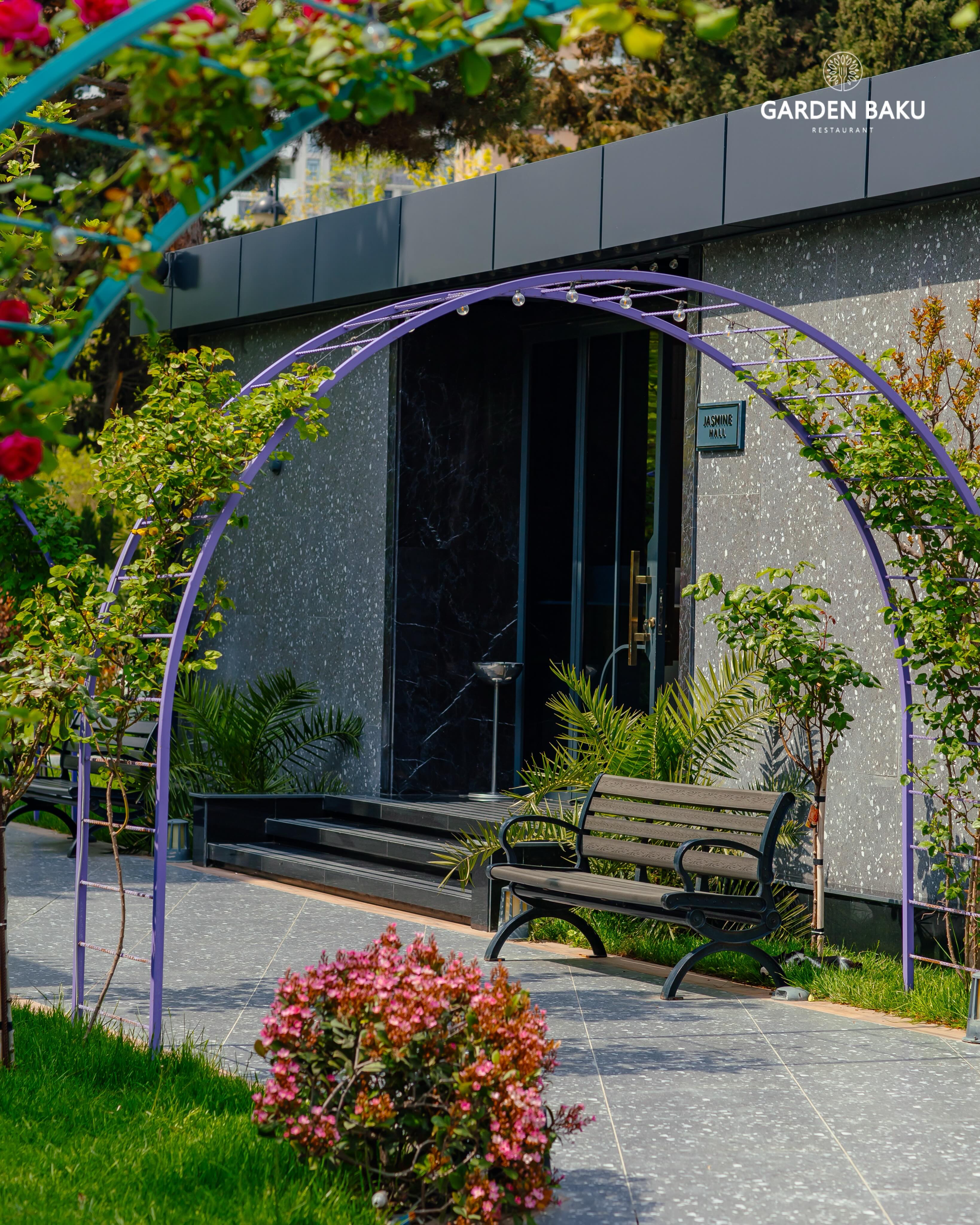 GARDEN BAKU RESTAURANT