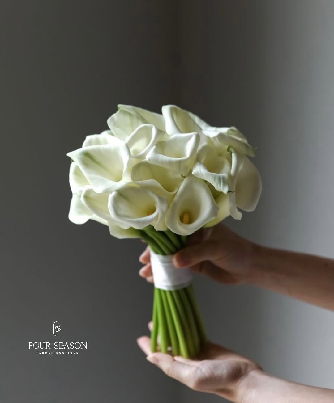 Holland Pion və Eustoma Buketləri
