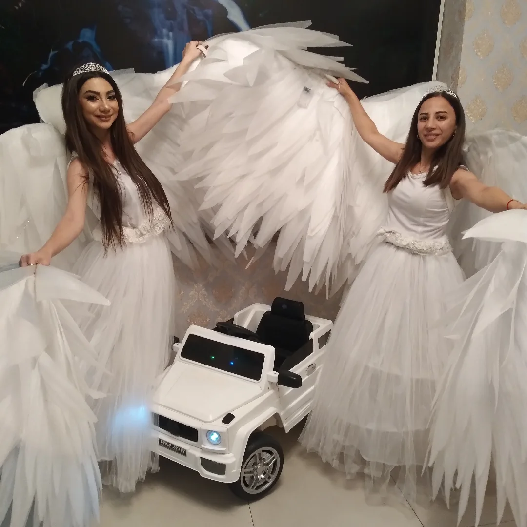 Kiçik Toy və Ad Günləri üçün Uşaq Maşınlarının Kirayəsi