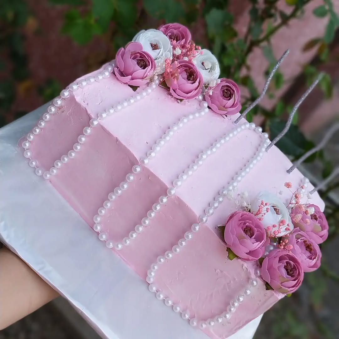 Xüsusi Reseptli Ev Tortları
