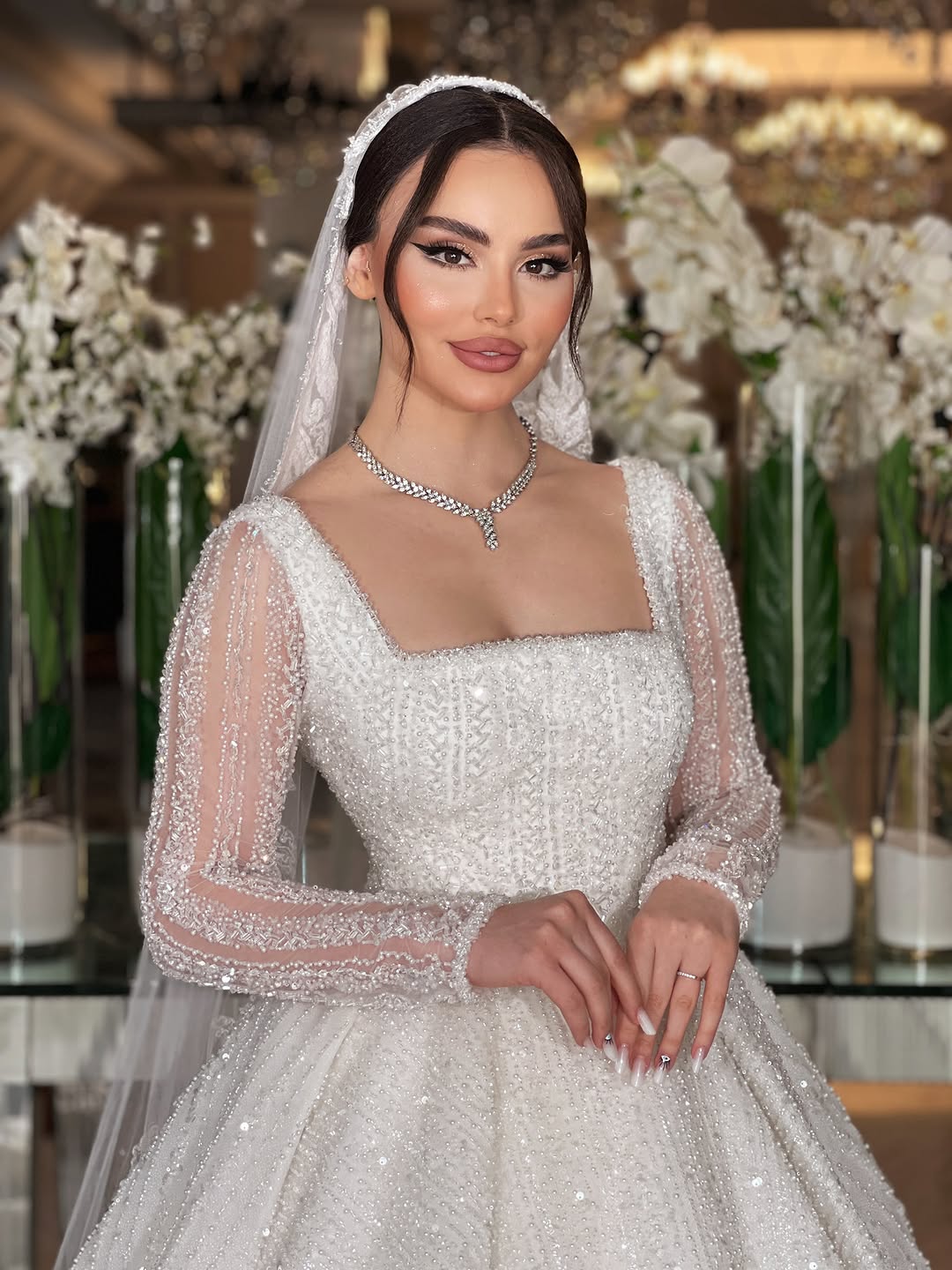 Dantelli və İncə İşləməli Gəlinliklər