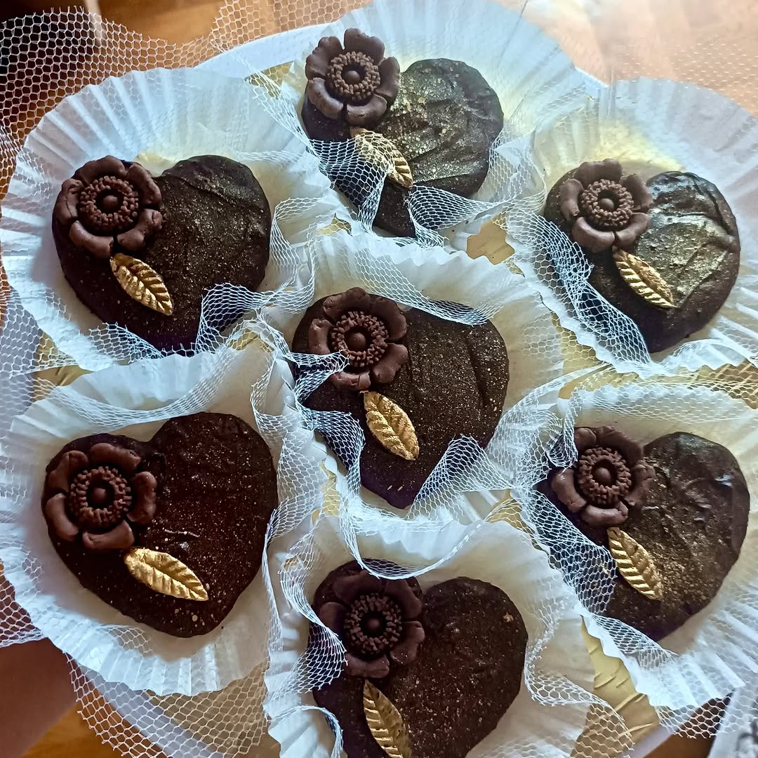 Karamel İçlikli Xırtıldayan Bonbon Şokoladlar
