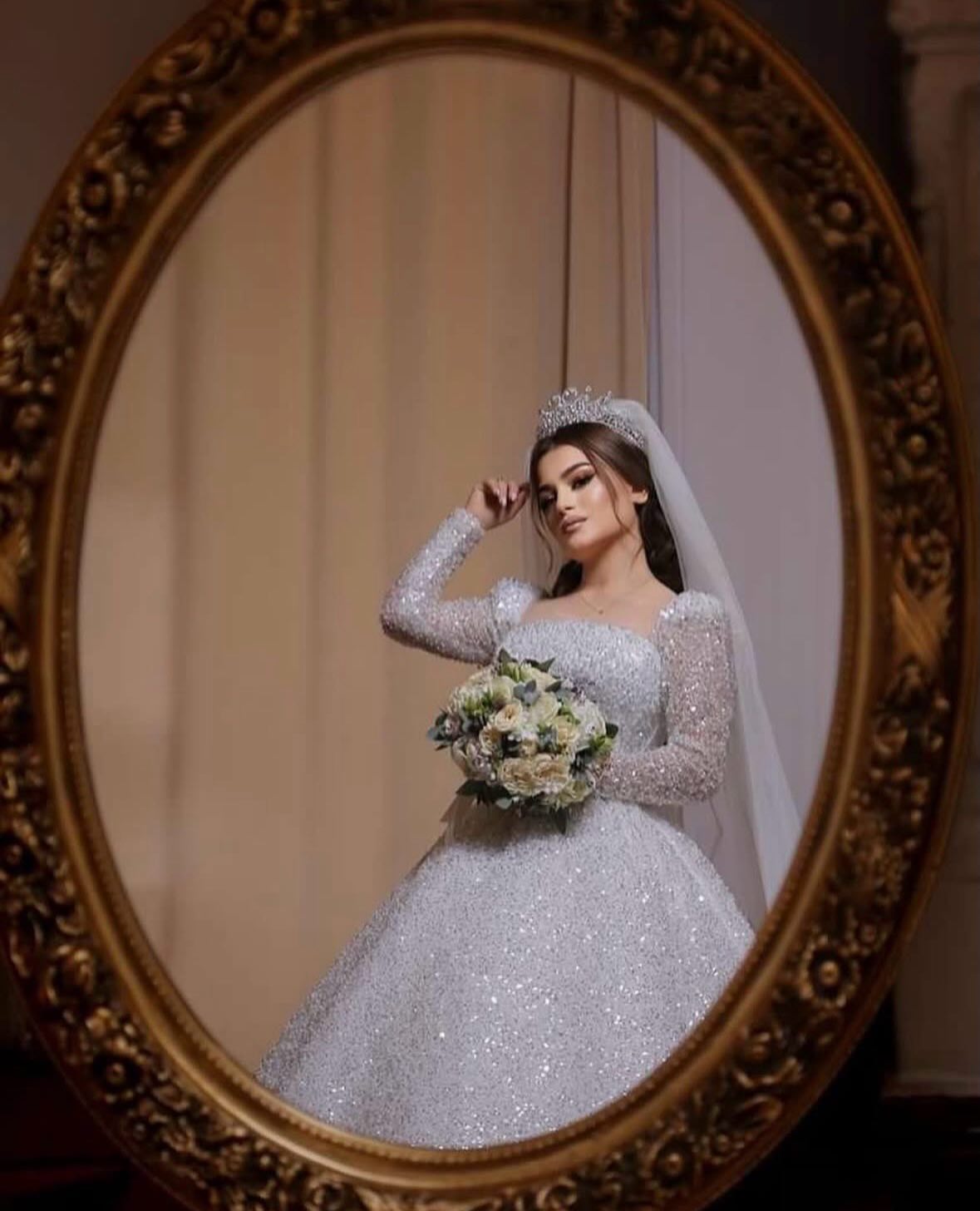 Toy üçün Dəbdəbəli Gəlinliklər