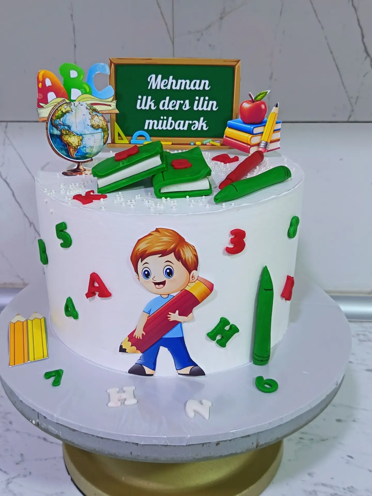 Uşaq və Məktəbli Tortları