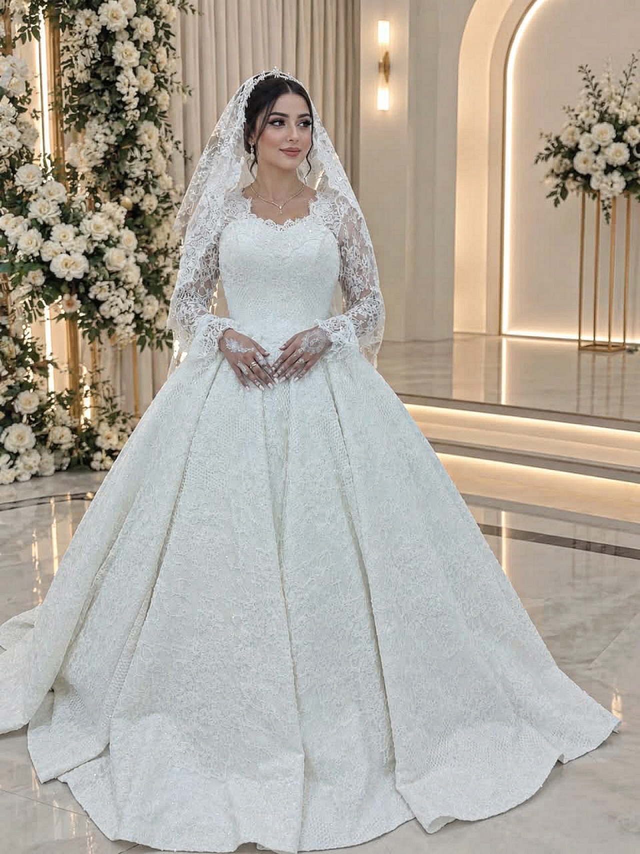 Özəl Tasarım Gəlinliklər