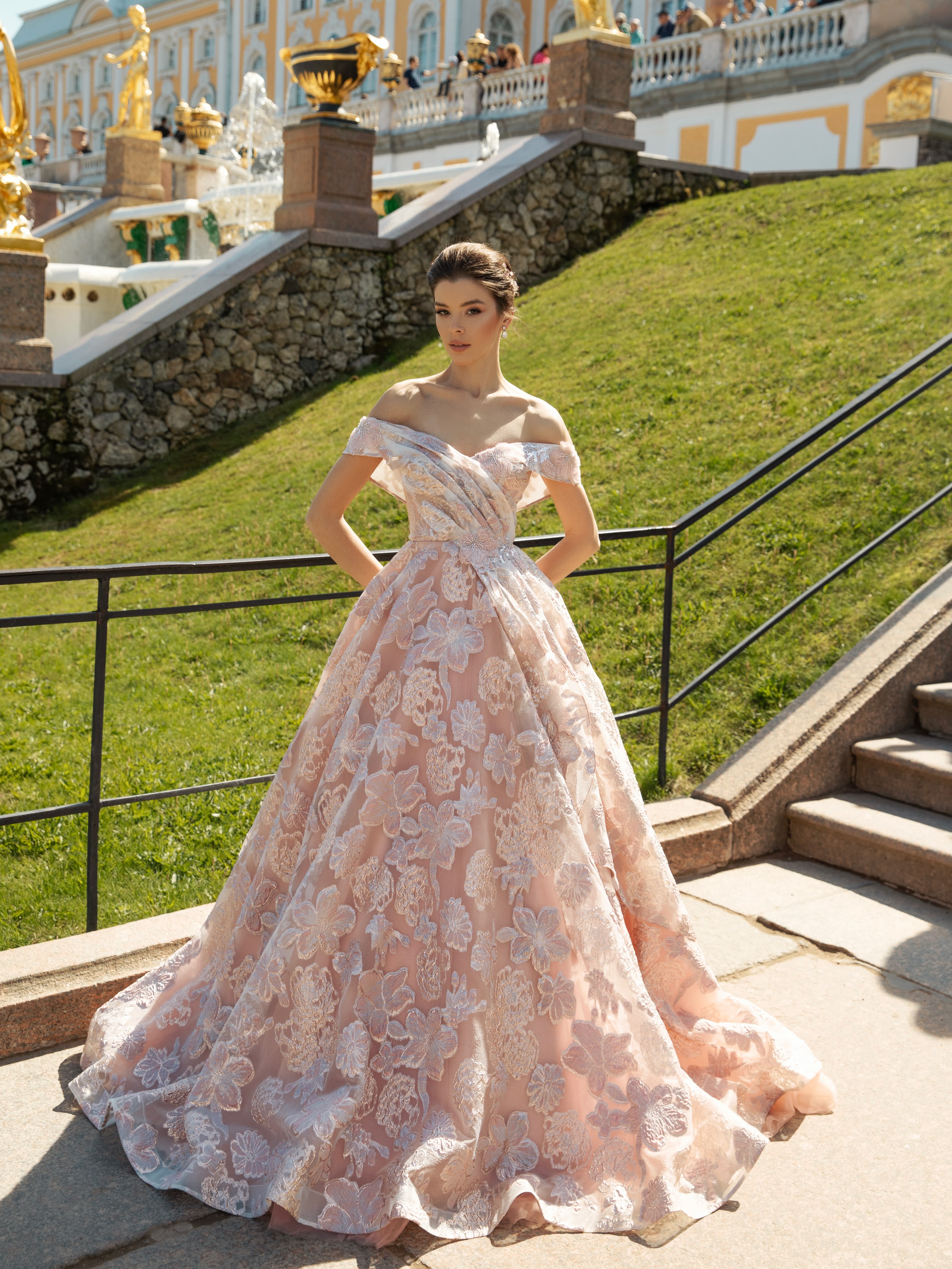 Muliphein Couture Evening