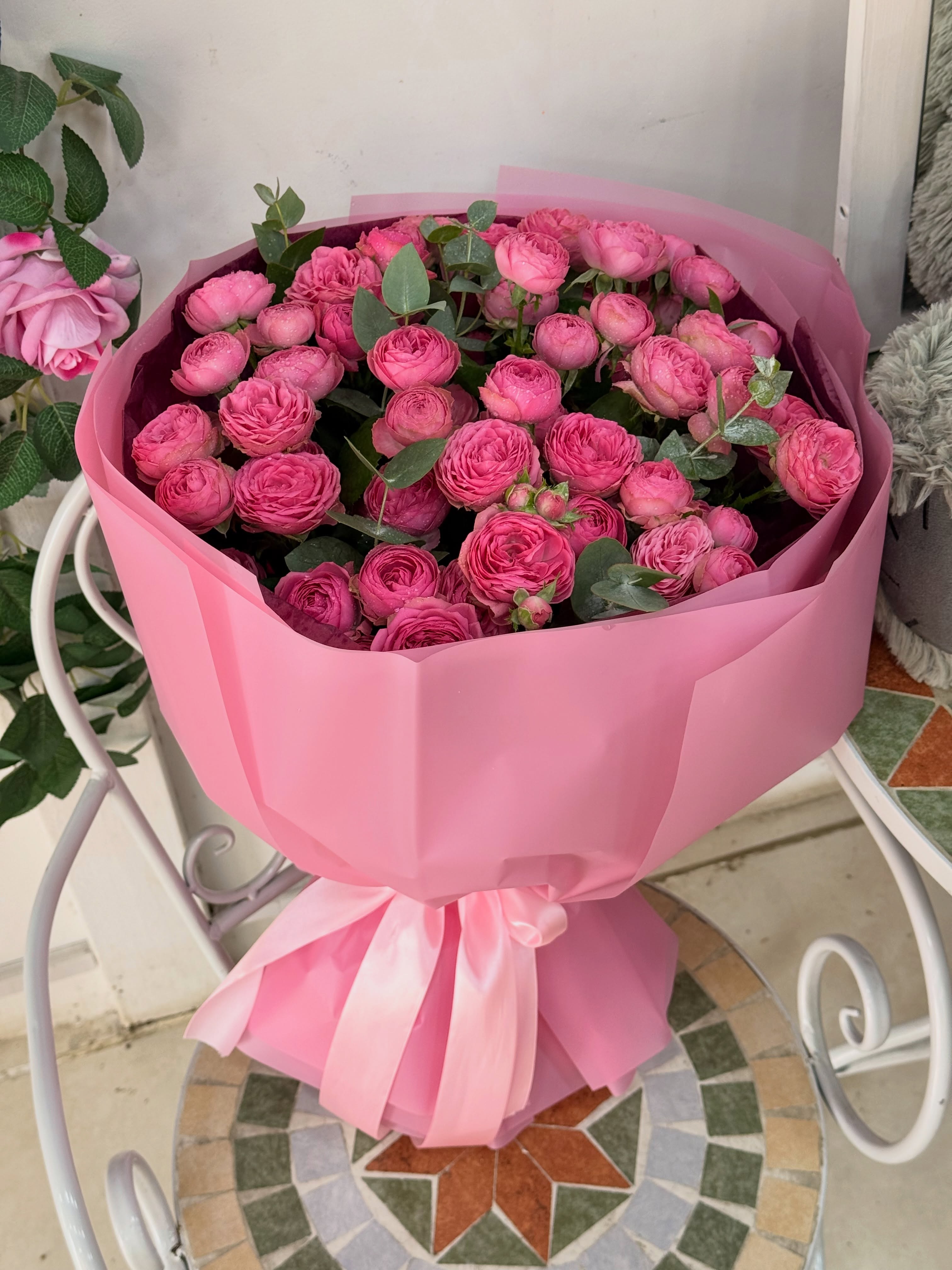101 Roza Flora Holland