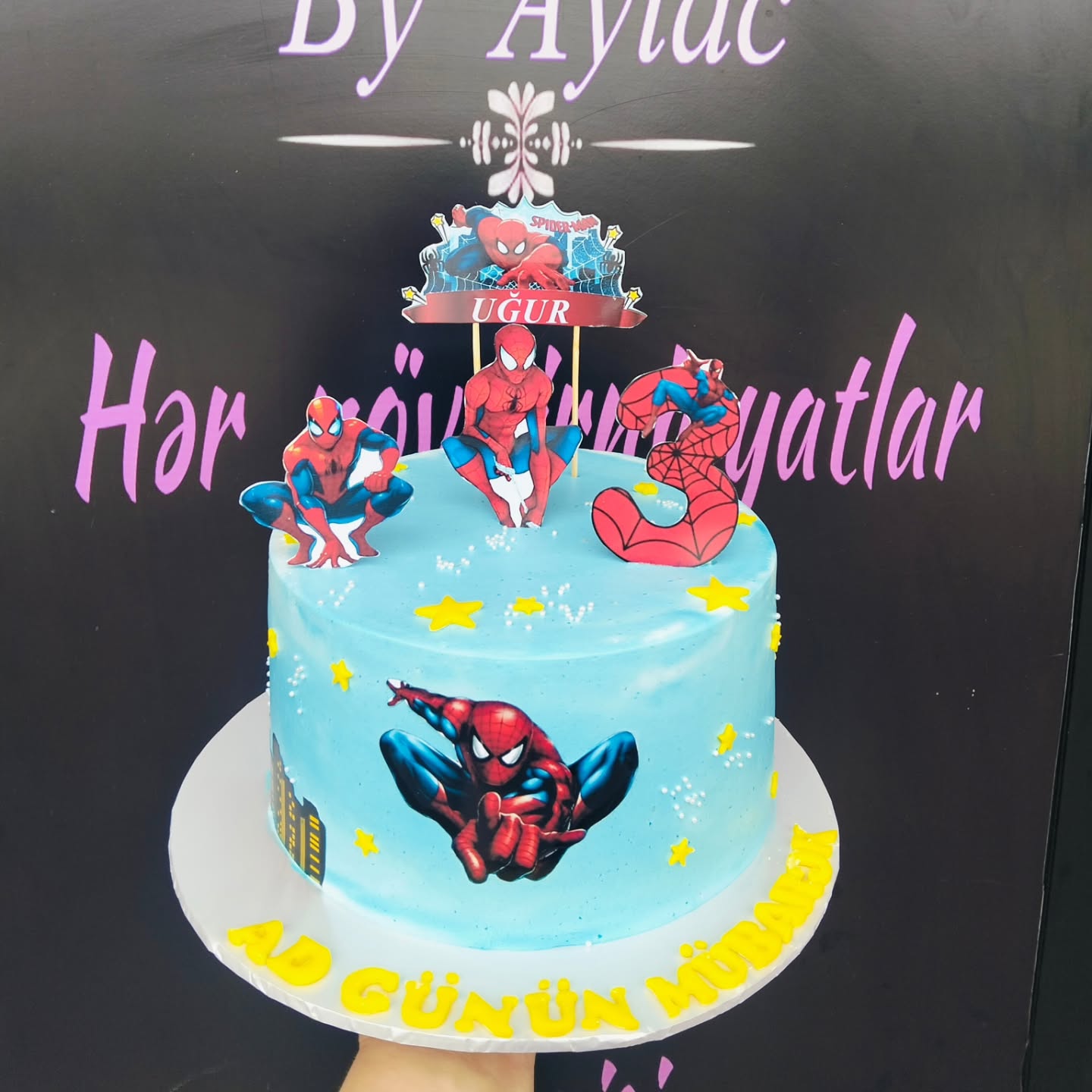 Ad Günü və Xüsusi Gün Tortları