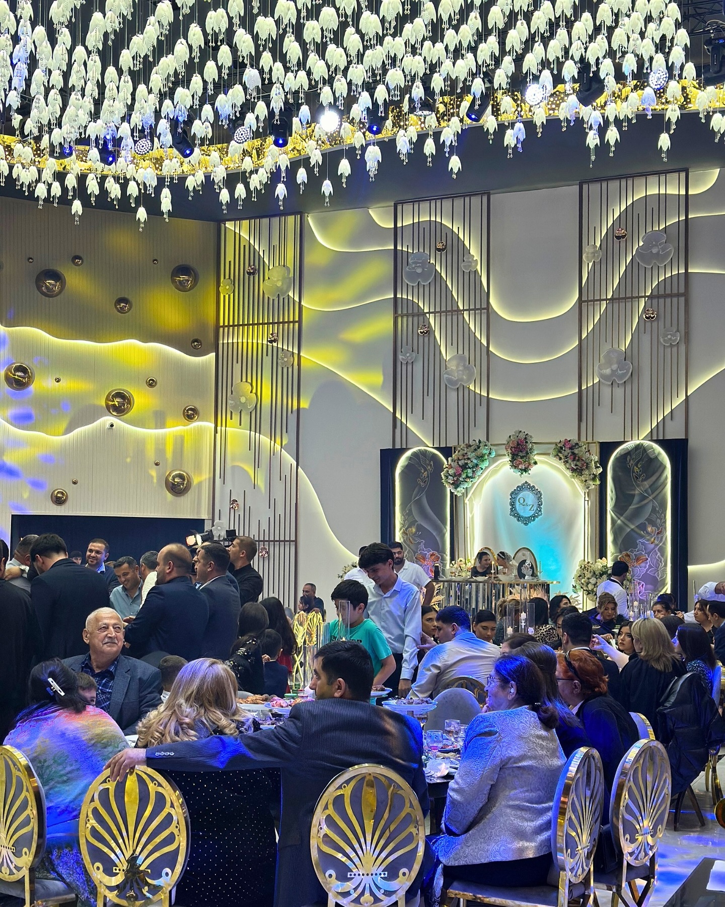 Ağ Çiçəyim Şadlıq Sarayı