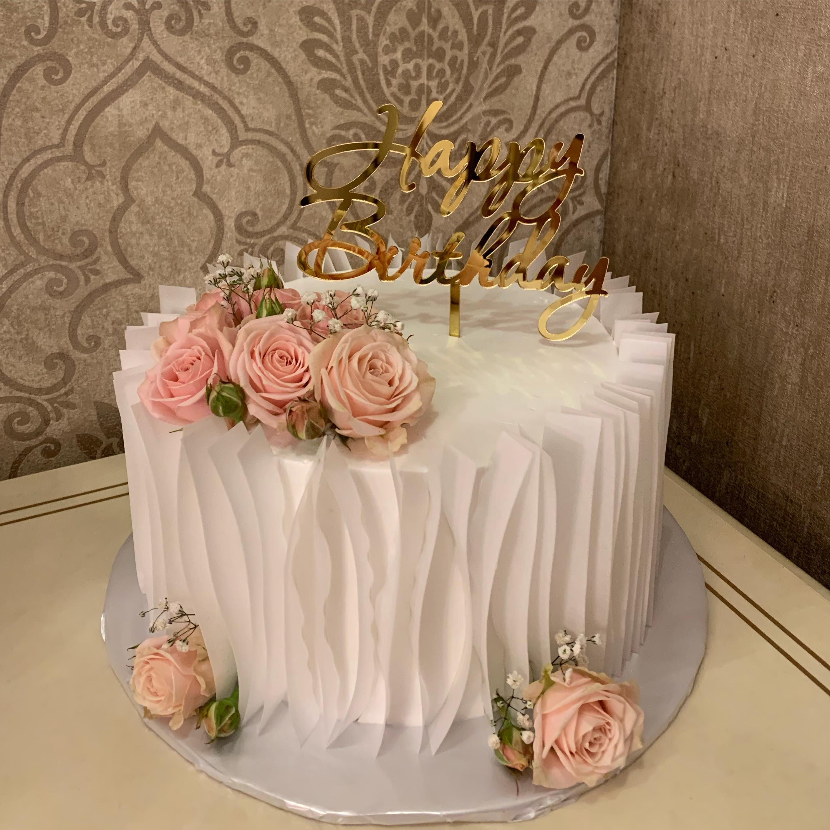 Lunar Cake Boutique