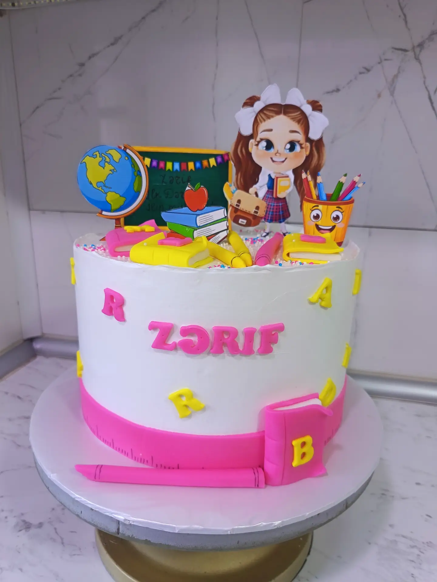 Uşaq və Məktəbli Tortları