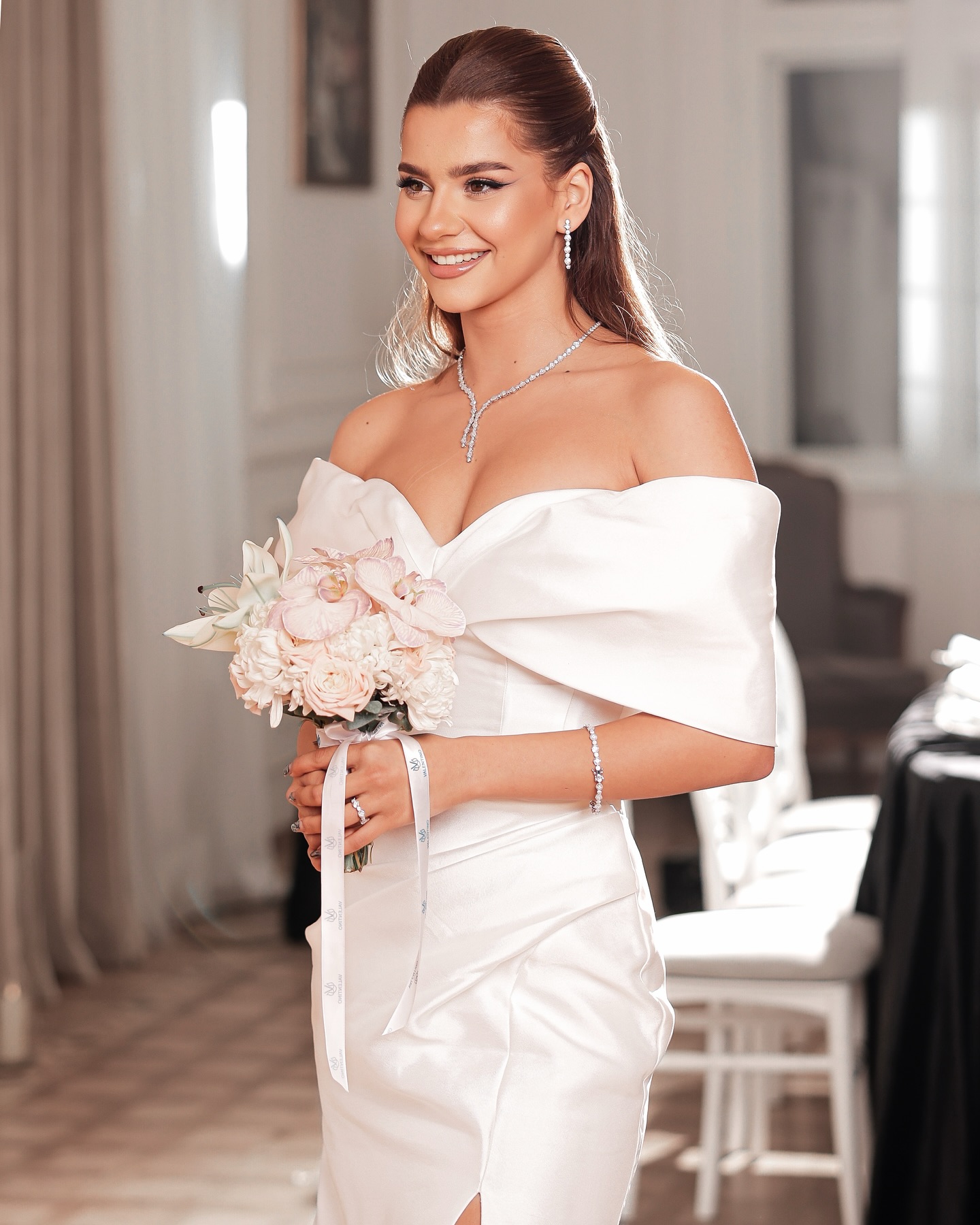 Nikah və Nişan Mərasimləri üçün Gəlinliklər
