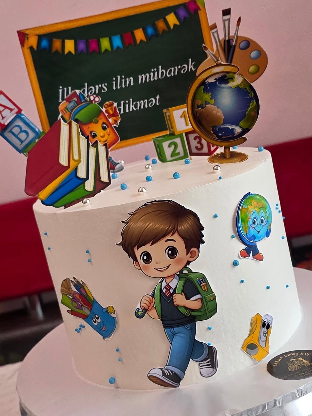 Uşaq və Tematik Dizaynlı Tortlar