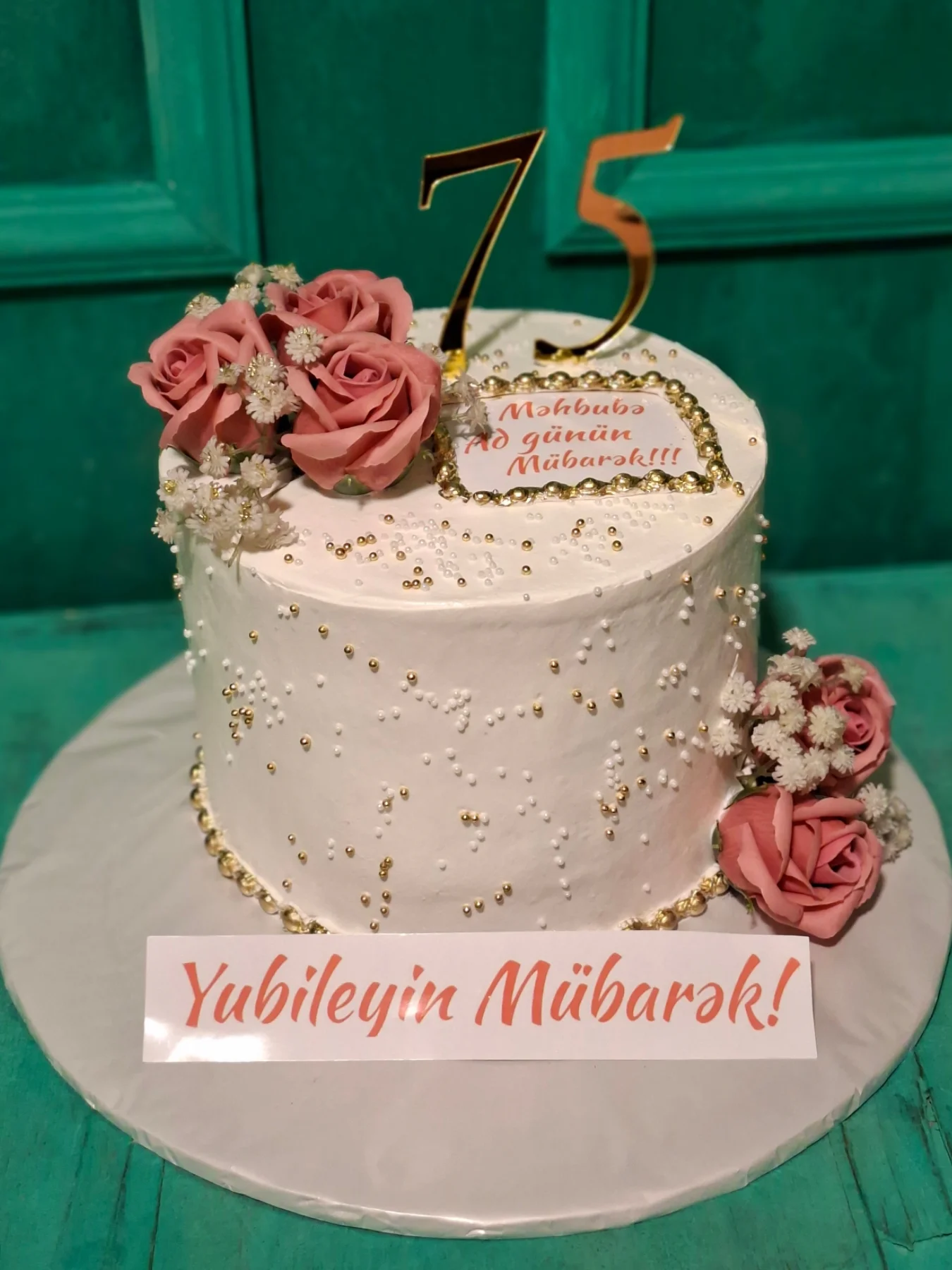 Ad Günü və Yubiley Tortları