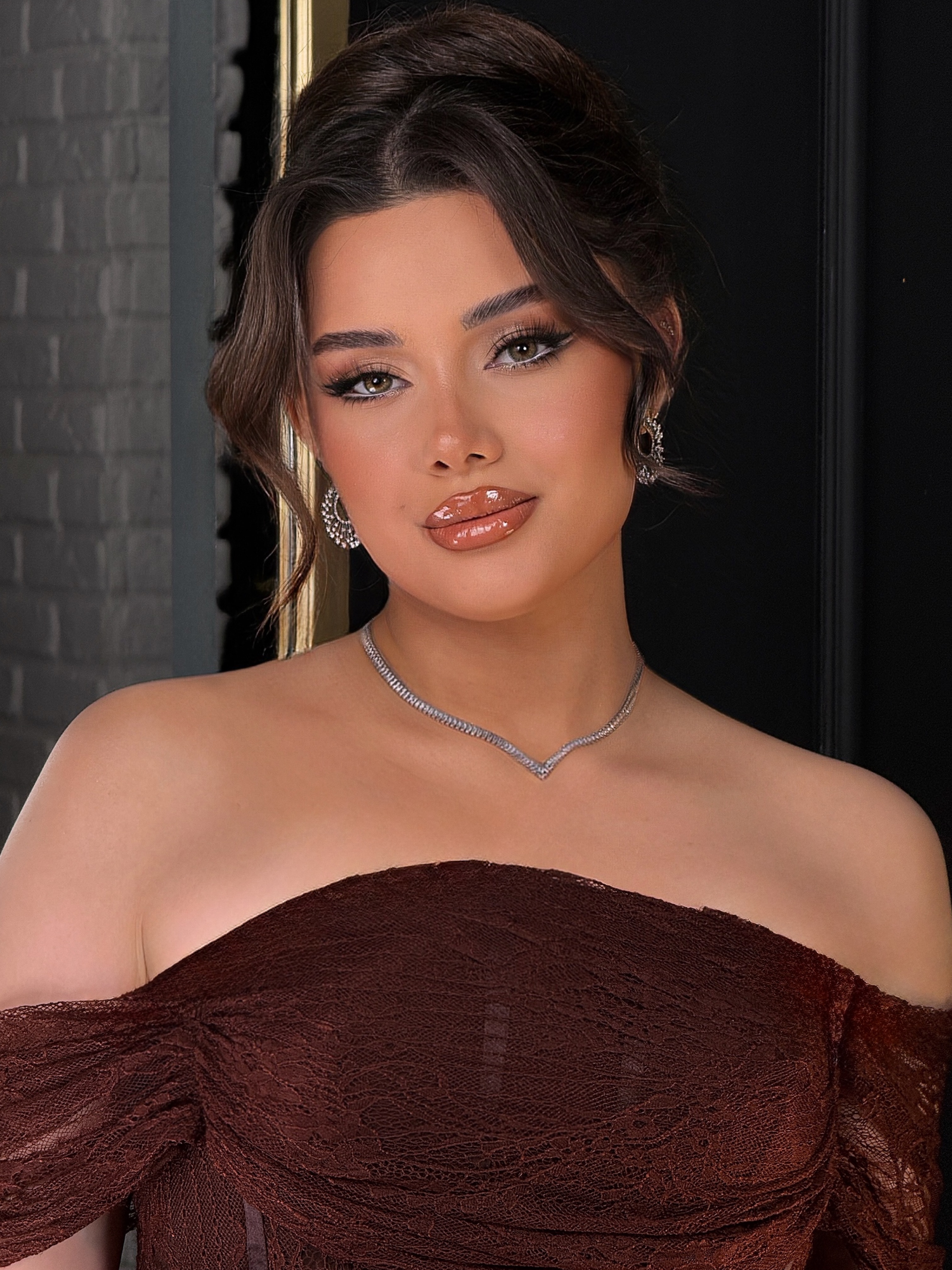 Gülya Miraslan - Makeup & Hair Artist
