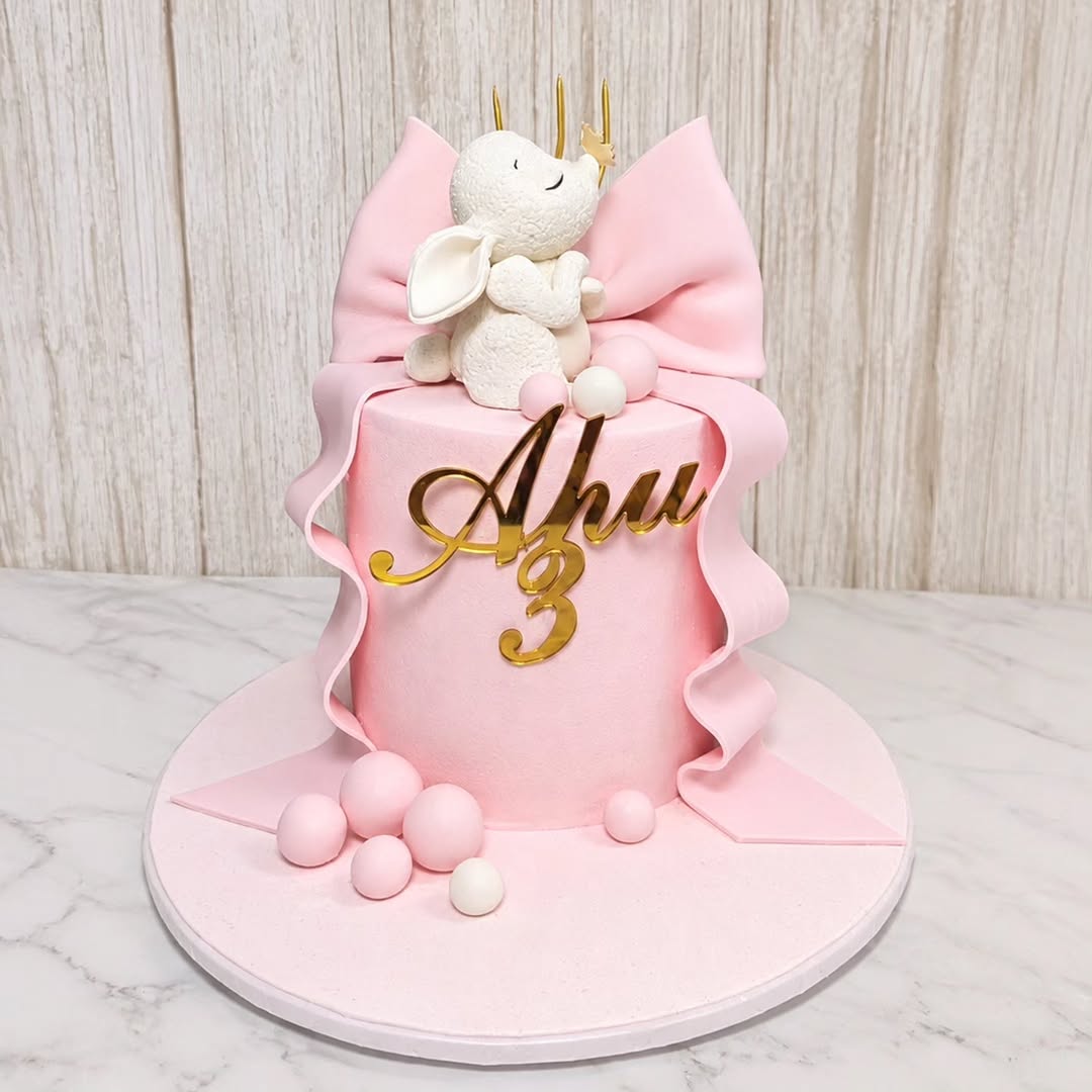 Ad Günü və Özəl Gün Tortları
