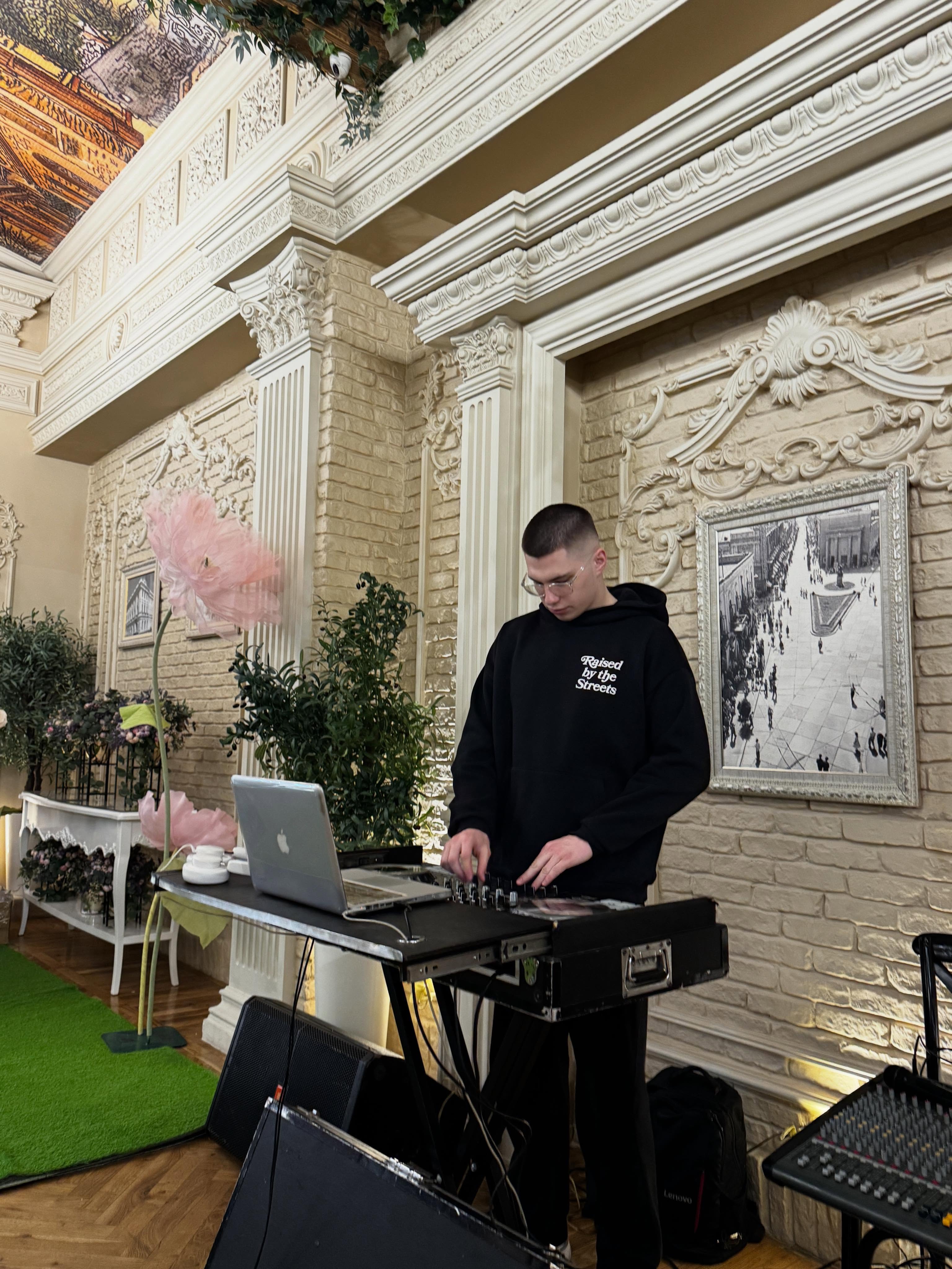 DJ TIMURR