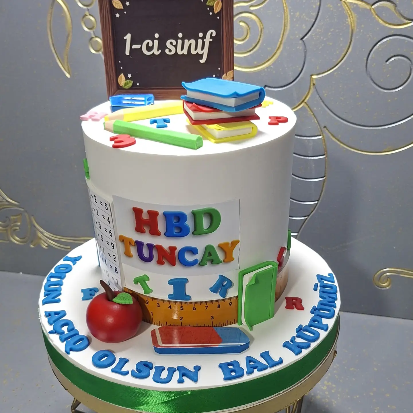 İlk Dərs və Tələbəlik Mövzulu Tortlar