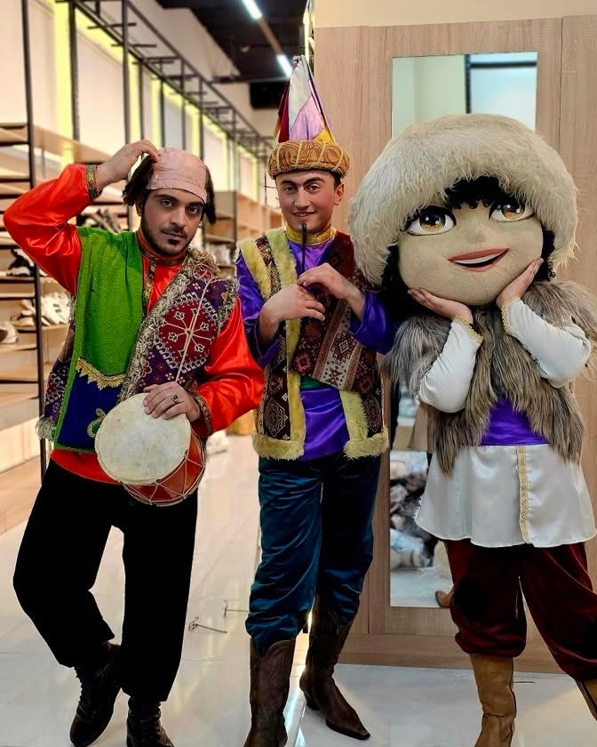 Kiçik Toy Və Uşaq Şənlikləri Üçün Əyləncə Şousu
