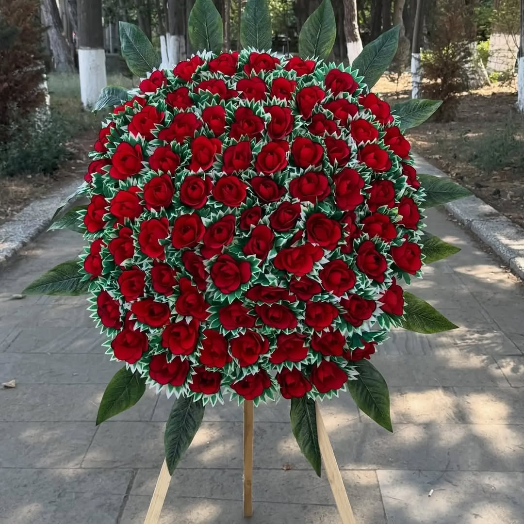 Hər Növ Canlı Gül Buketləri