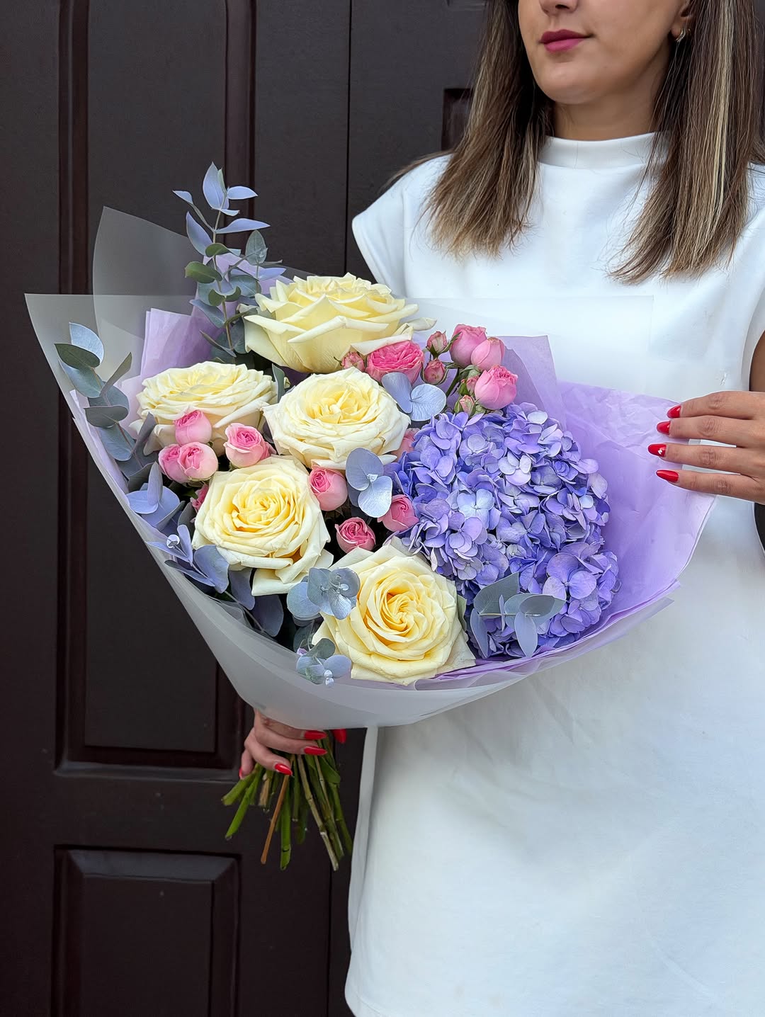 Pion və Eksklüziv Xarici Gül Buketləri