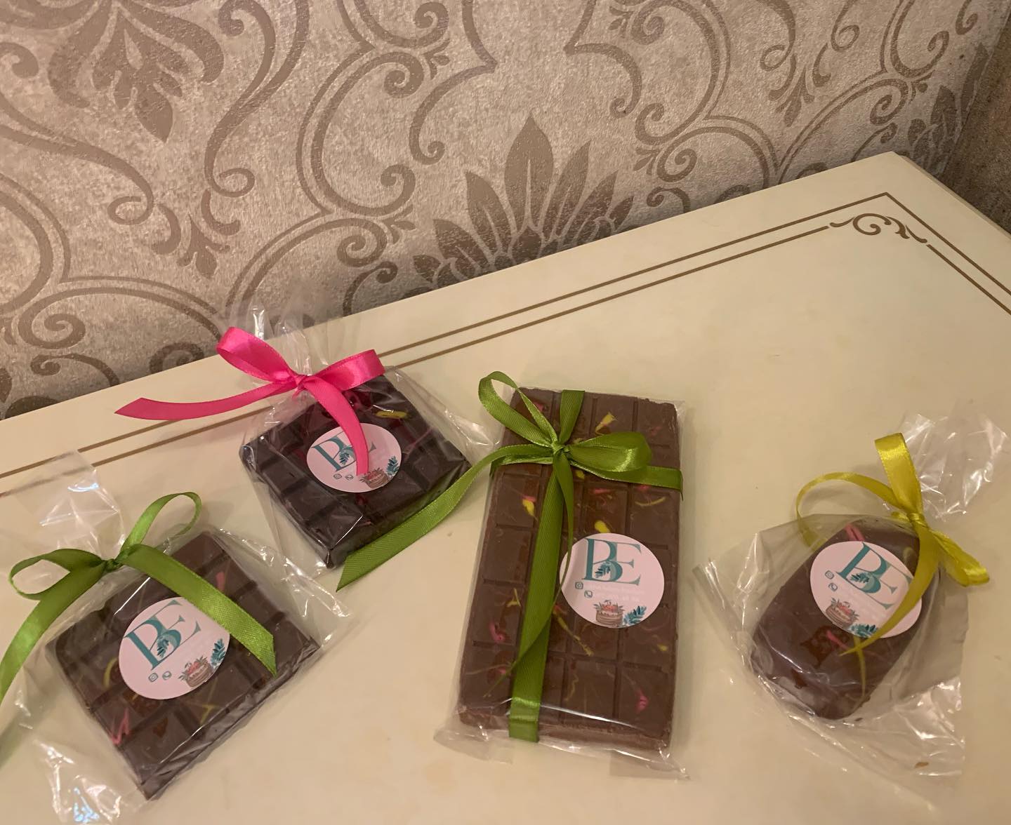 Lunar Cake Boutique