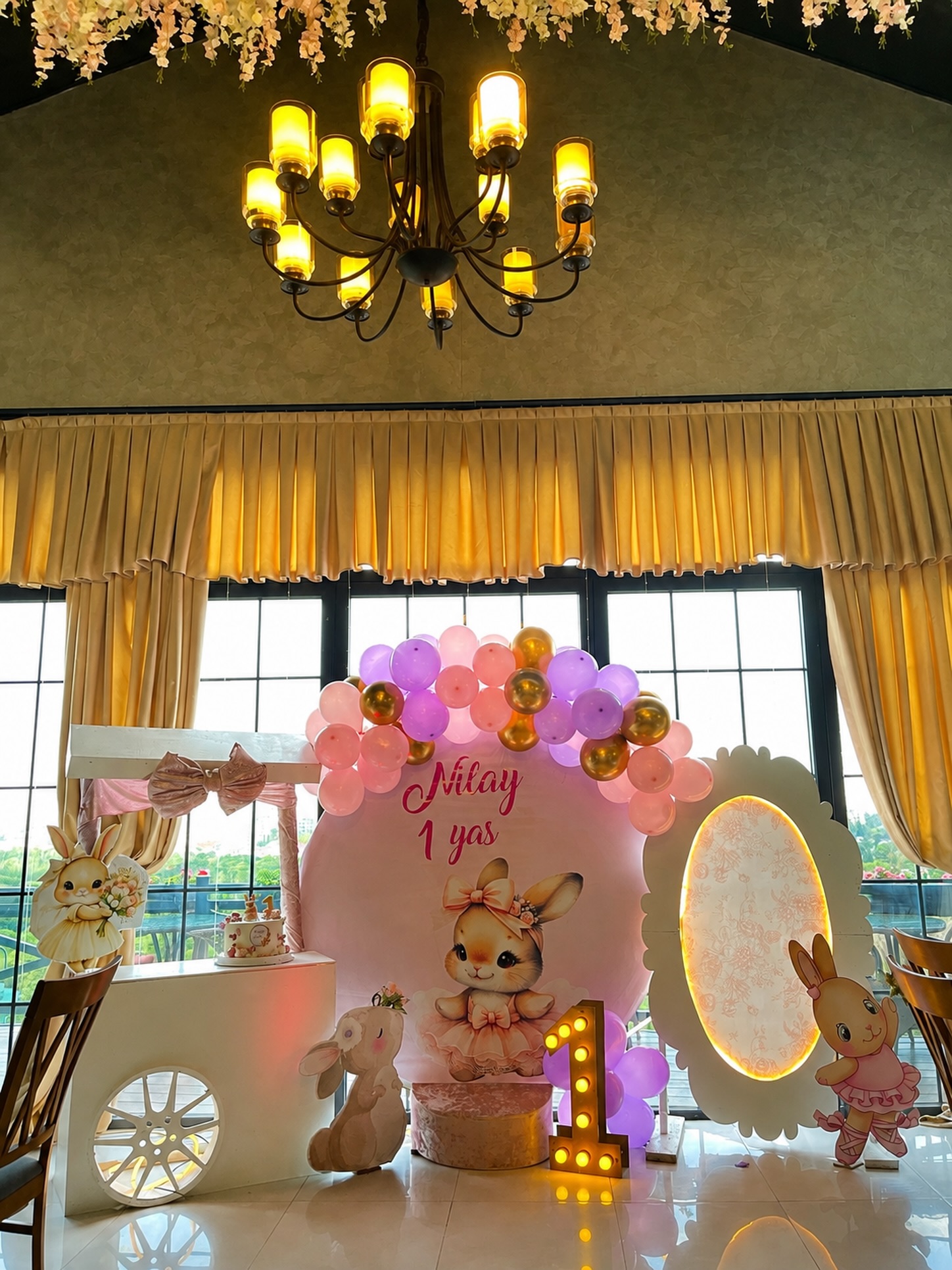 Glamour Decoration