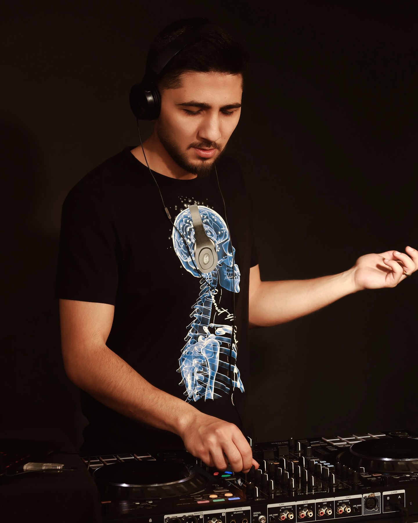 Ad Günü və Özl Partilər üçün DJ Xidməti