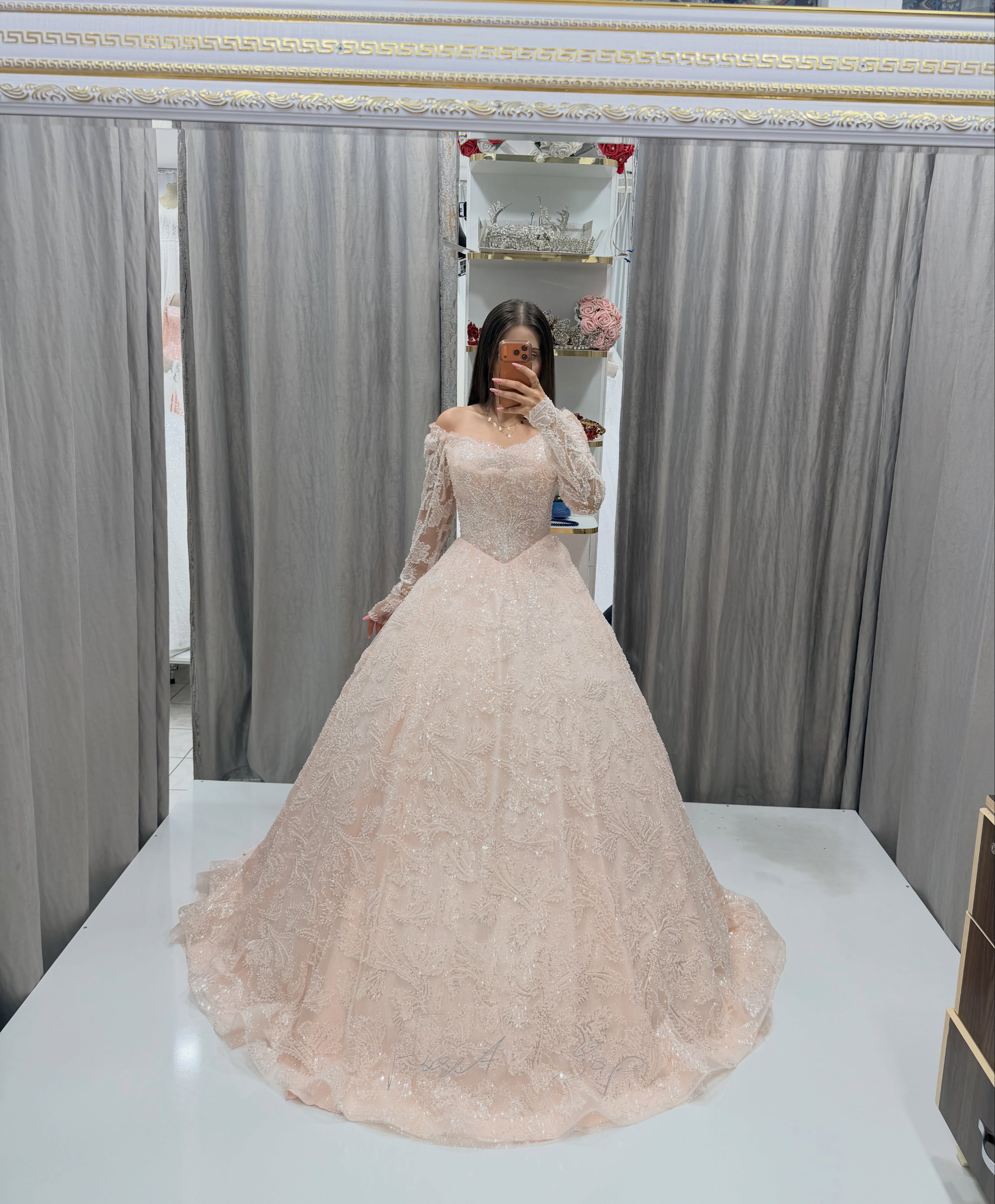 Lady Gəlinlik Evi