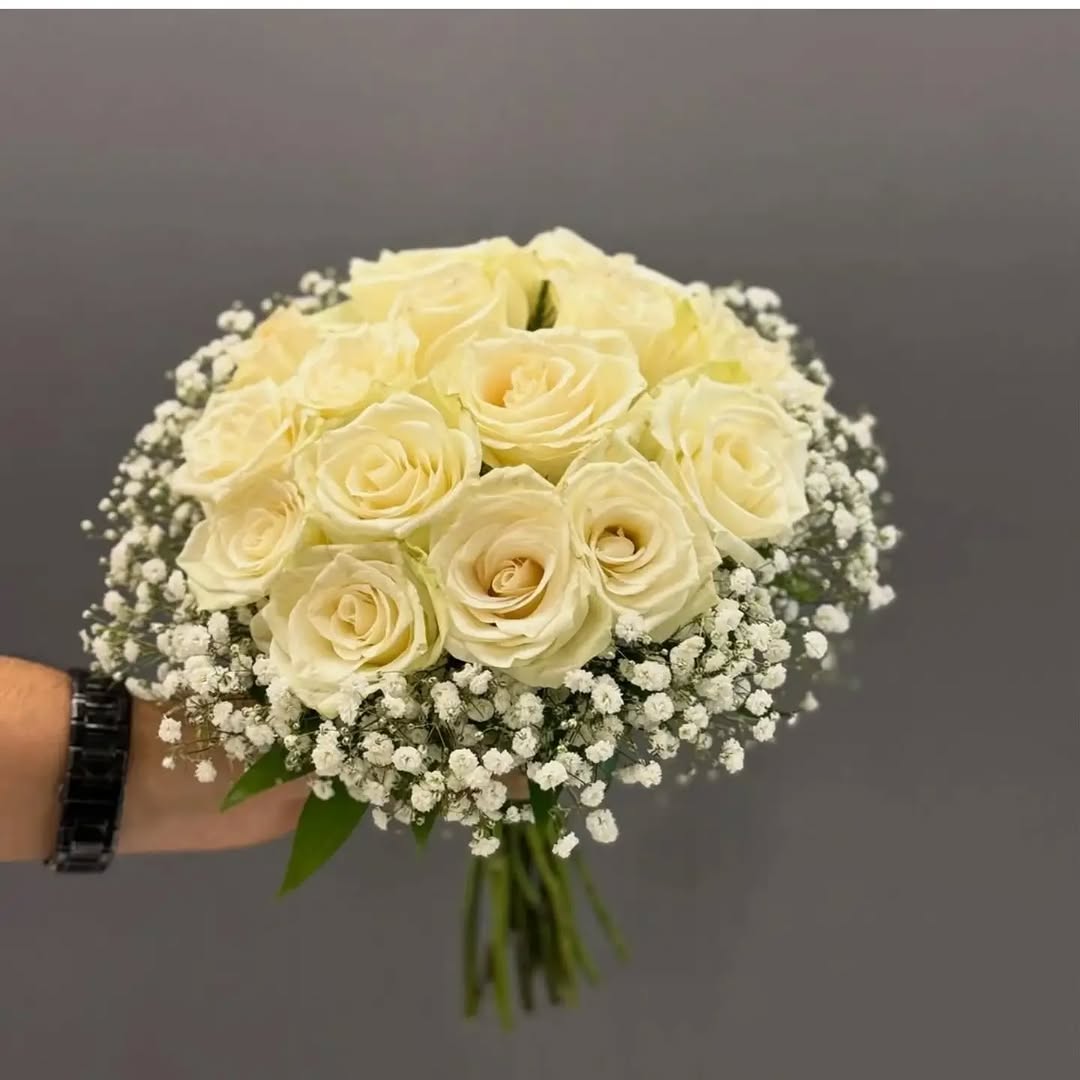 Qızılgül Buketləri və Kompozisiyaları