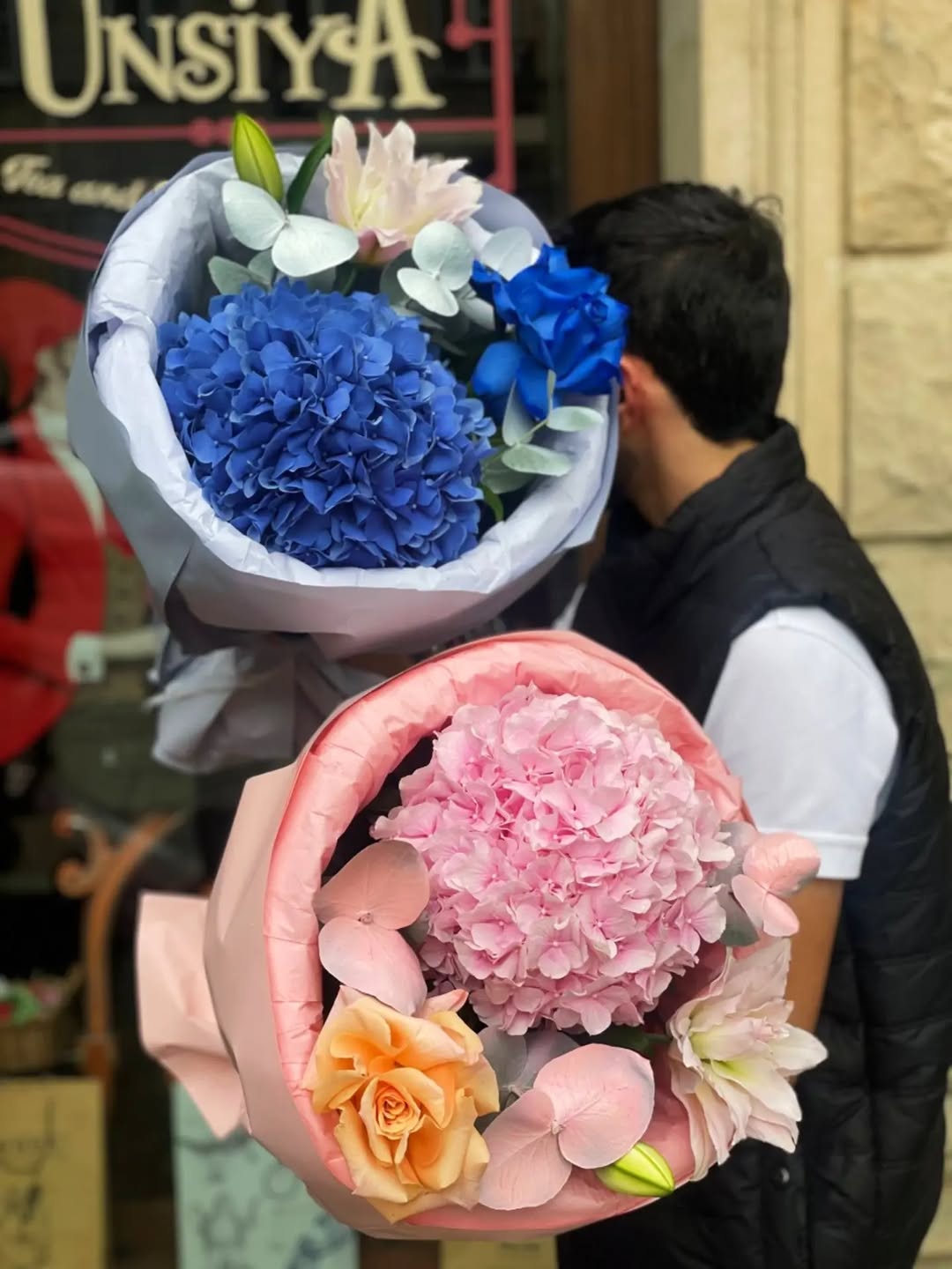 Ekvador Rozaları ilə Premium Buketlər