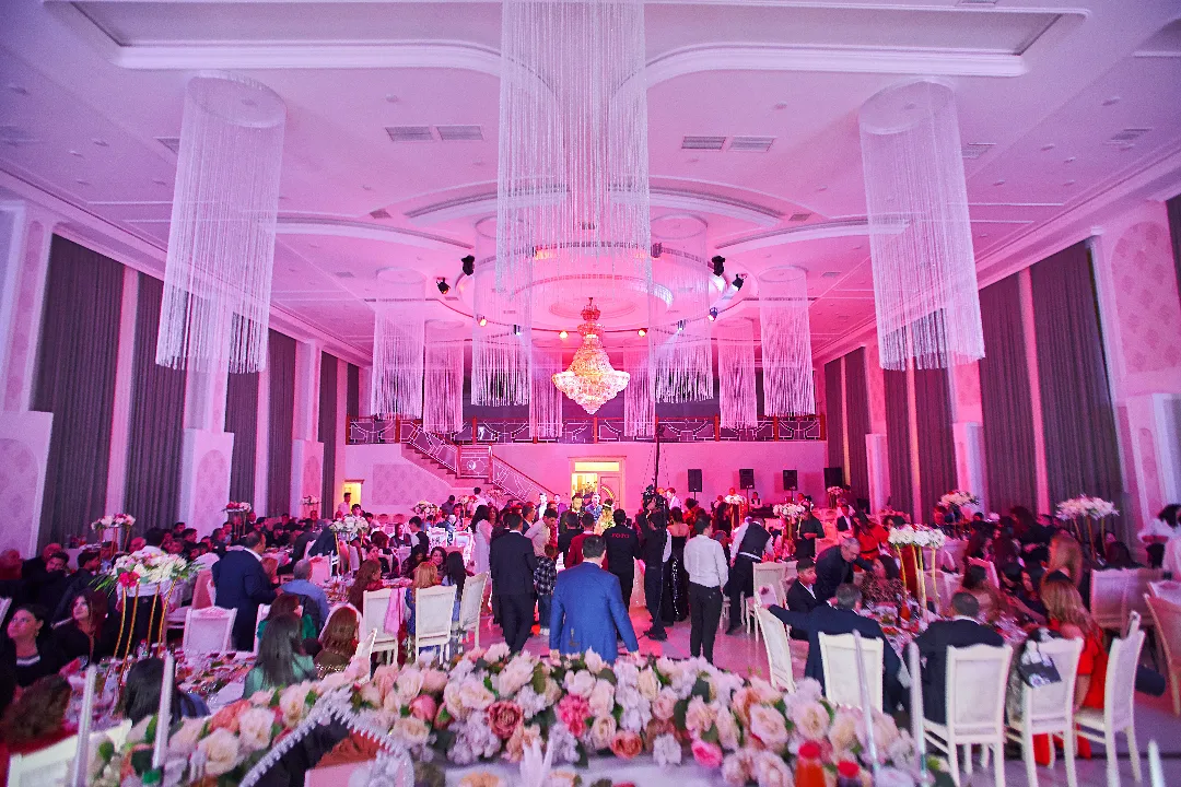 Nişan Məclislərinin Təşkili Zalı