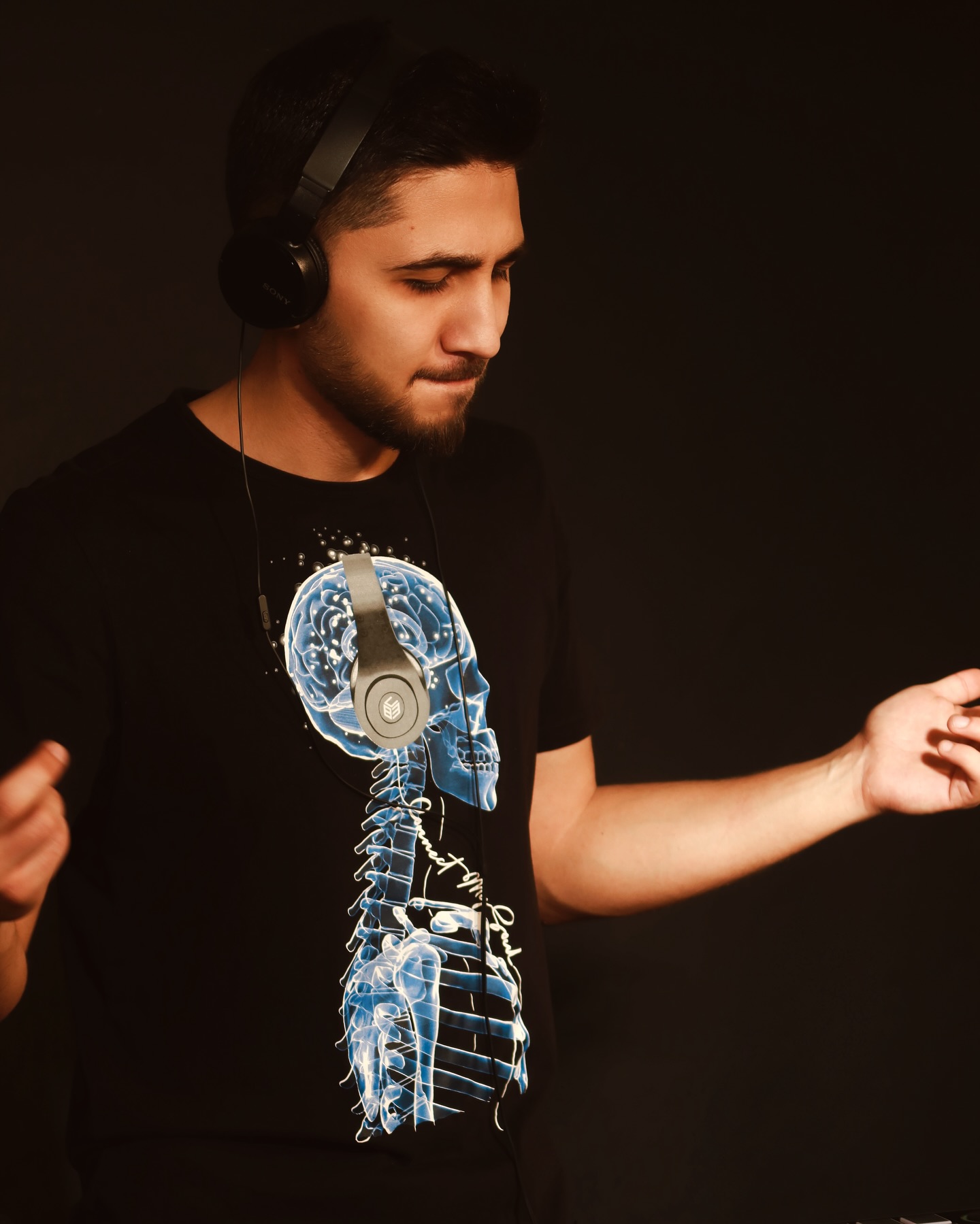 Korporativ Tədbirlər və Açılışlar üçün DJ Xidməti