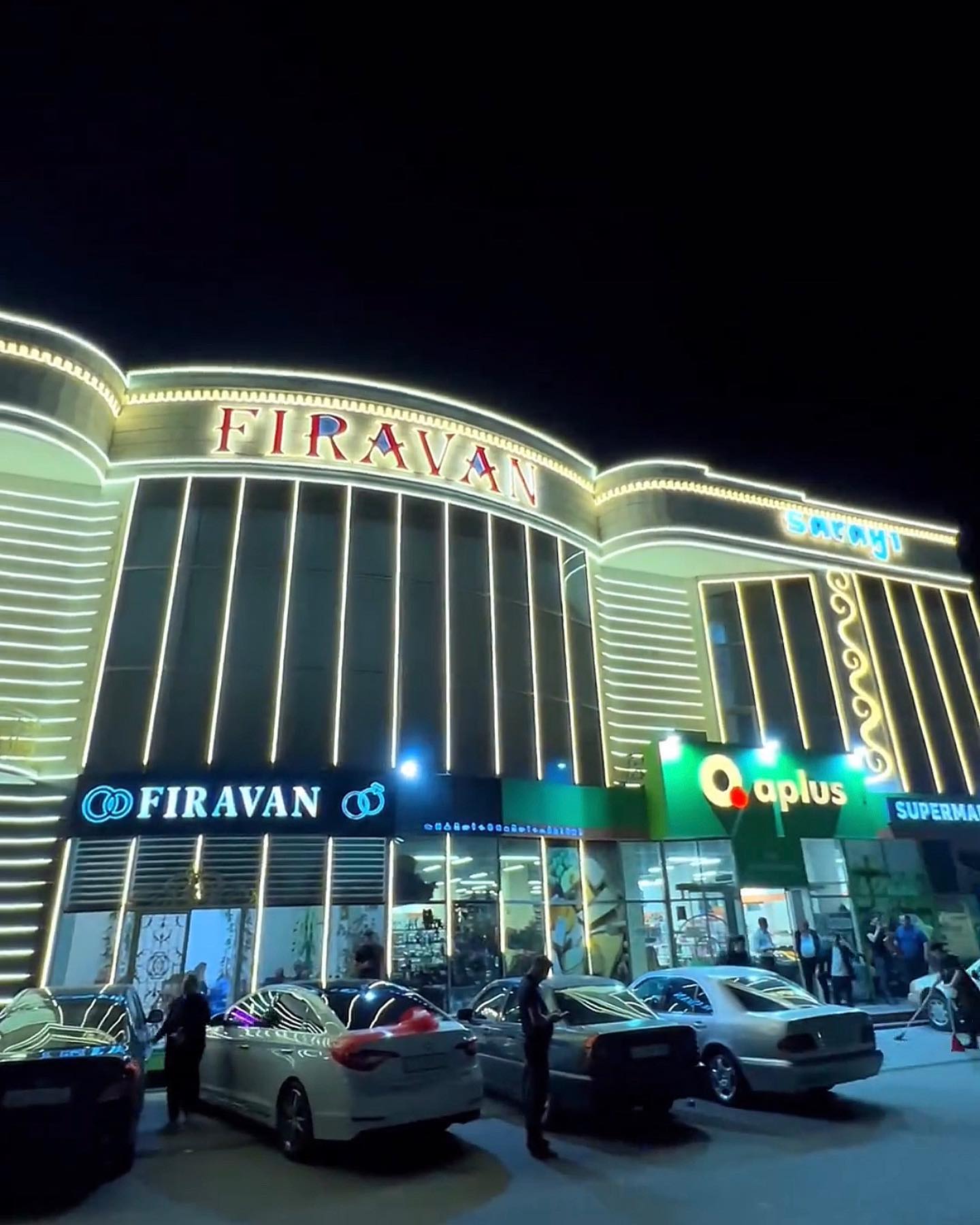 Firavan Saray