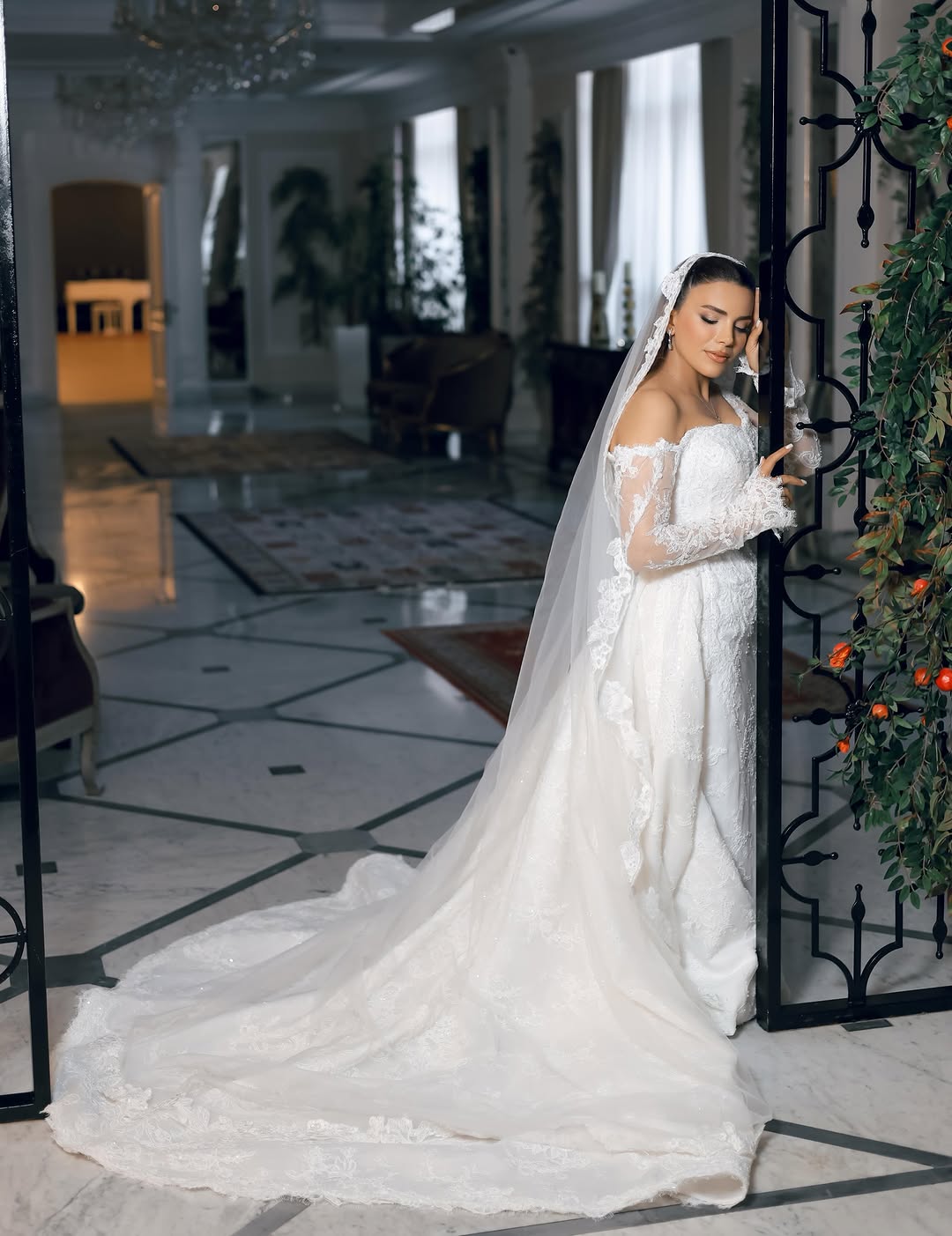 Sadə və Zərif Sivil/Nikah Gəlinlikləri